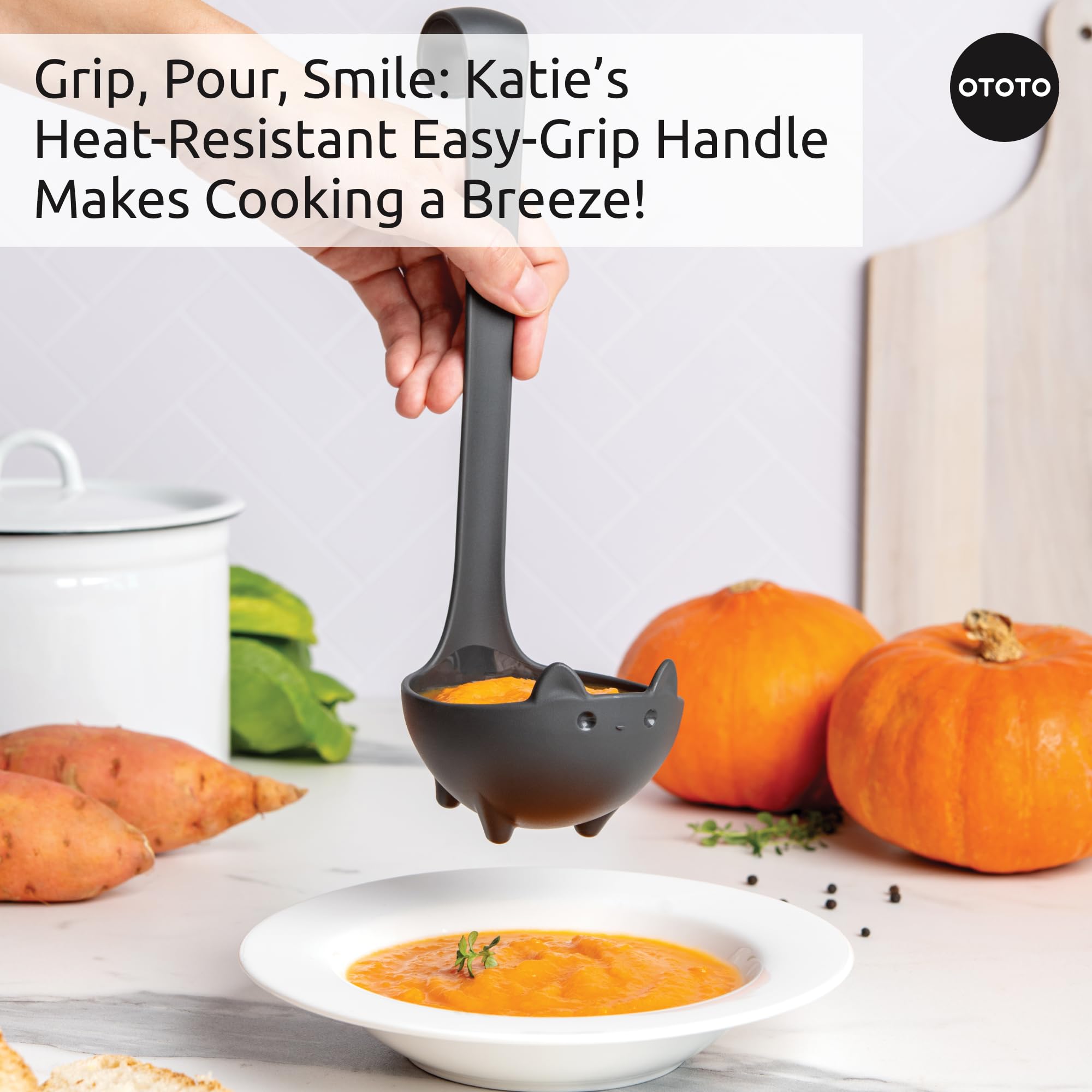 OTOTO Katie Cat Soup Ladle - Halloween Kitchen Gifts, Gothic Cat Lover Present, Spooky Cute Cooking Accessories - Perfect for Halloween Parties, Gothic Home Decor & Cat Enthusiast Collections (Black Cat Design)