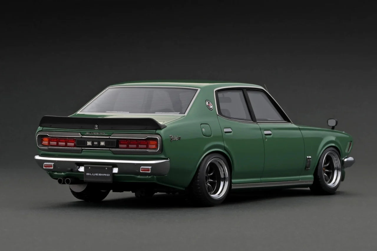 1:18 Scale Nissan Laurel 2000SGX (C130) Green Diecast Model Car - Collectible Vintage Japanese Vehicle for Display & Racing Simulation