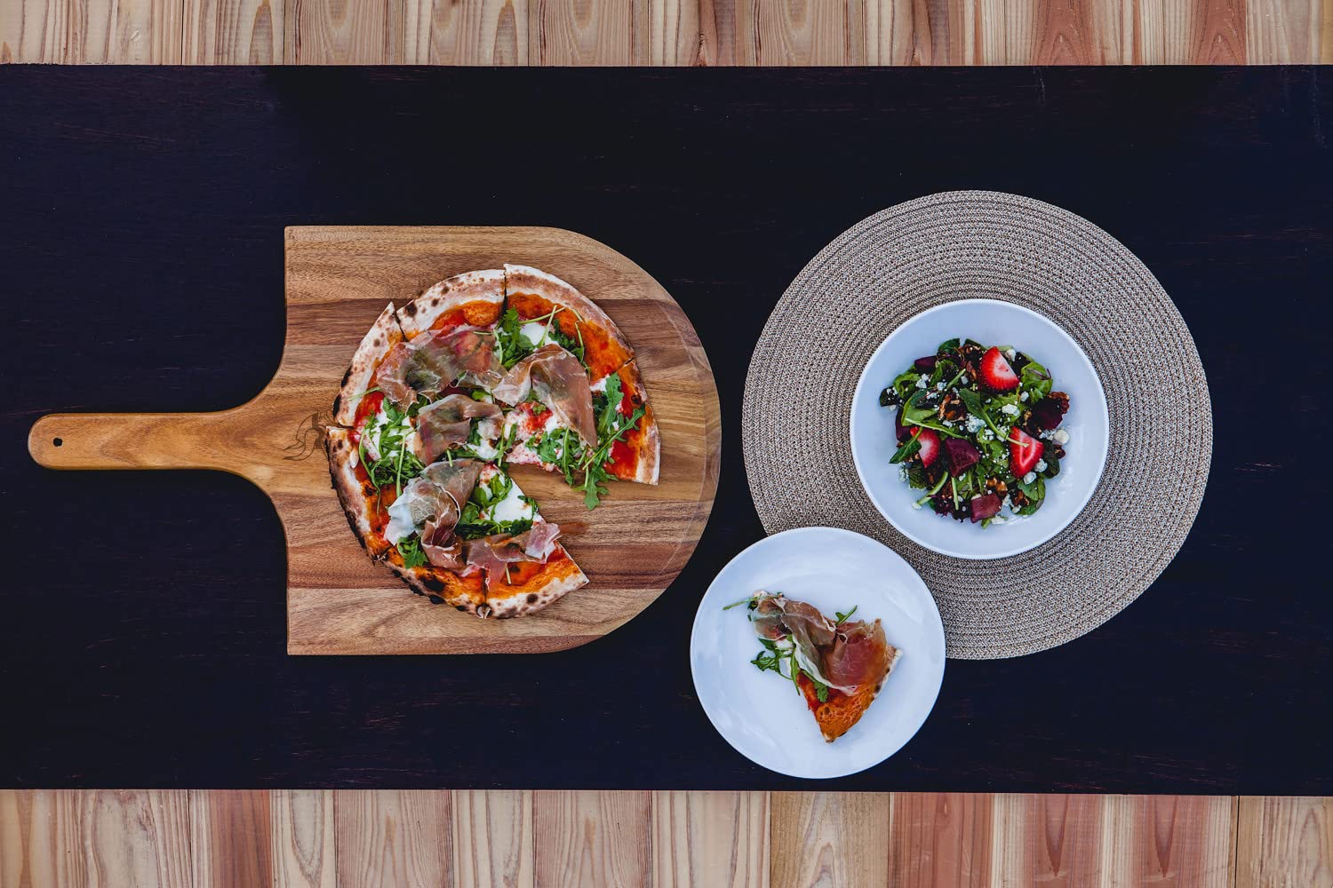 PICNIC TIME NFL Acacia Wood Pizza Peel - Premium Pizza Paddle & Bread Board for Serving, Baking - Perfect for Outdoor BBQs, Game Day Parties & Home Kitchen Use
