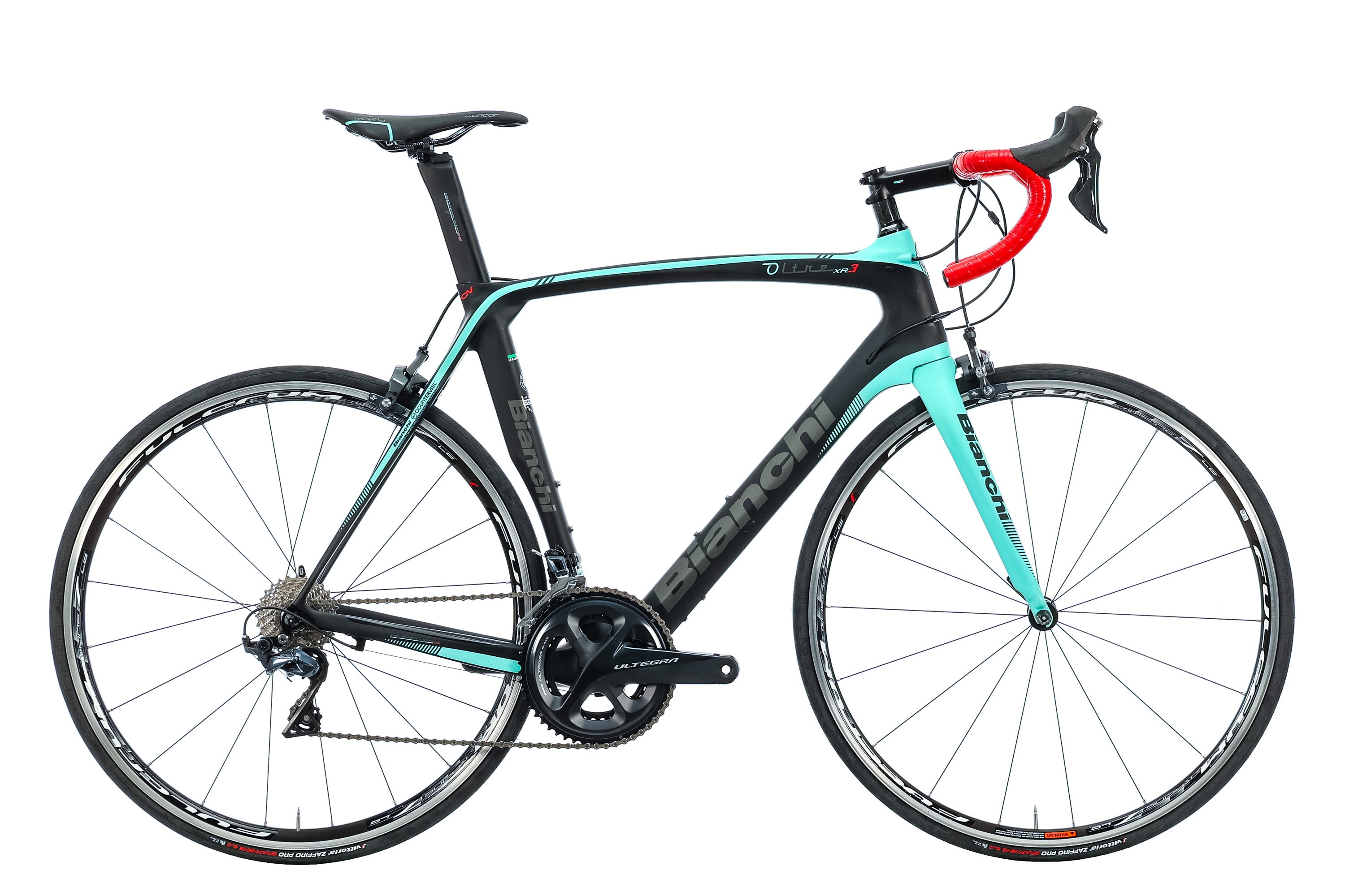 Bianchi Oltre XR3 Ultegra Road Bike 2018 - 59cm Carbon Frame, Shimano Ultegra Groupset - Perfect for Racing, Endurance & Long-Distance Cycling