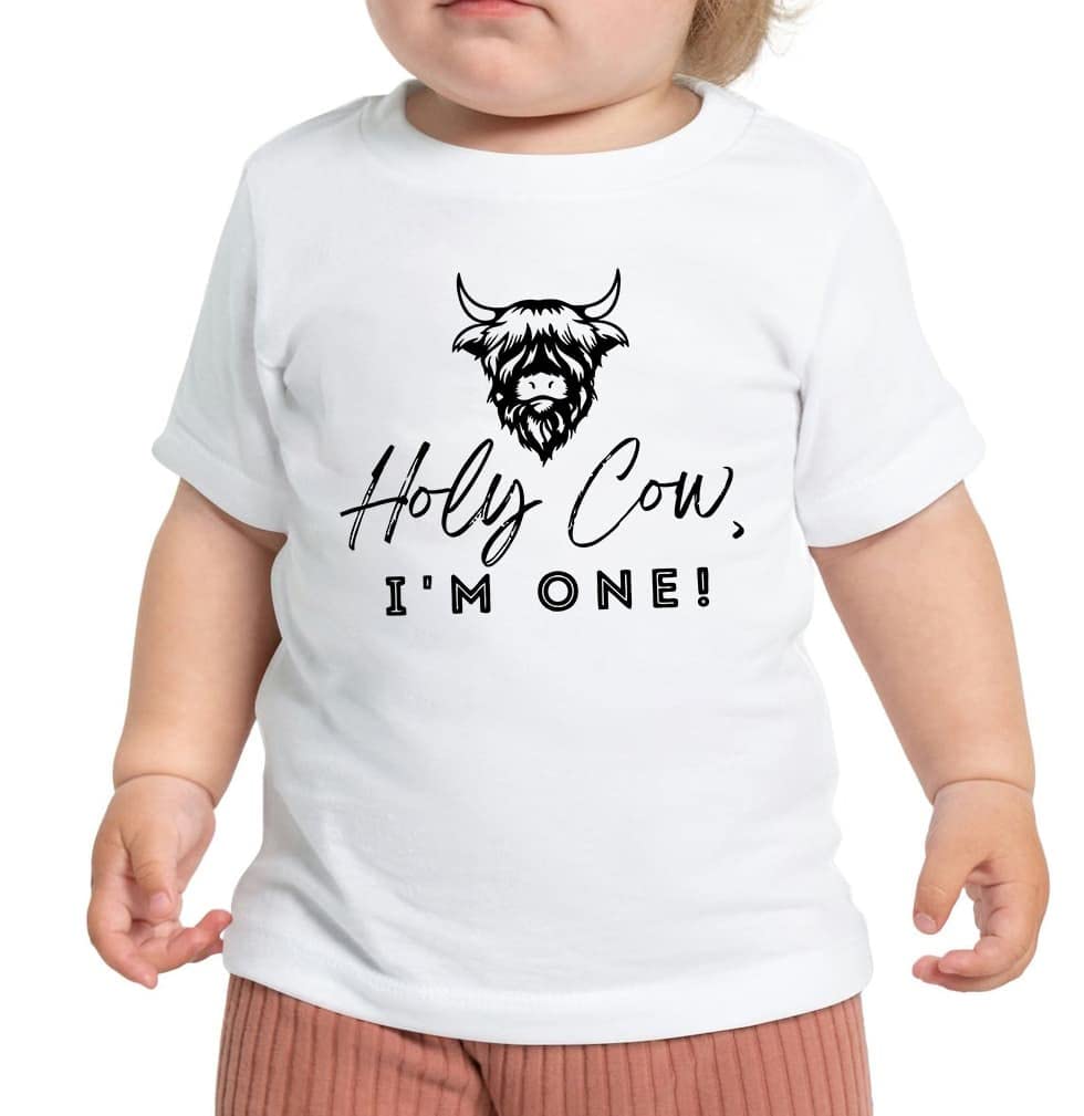Cute Moo Cow Print Onesie - Unisex Baby Bodysuit for Newborns (1-2T) | Pregnancy Announcement & Baby Shower Gift Idea | Perfect for First Birthday, Photo Shoots & Playtime