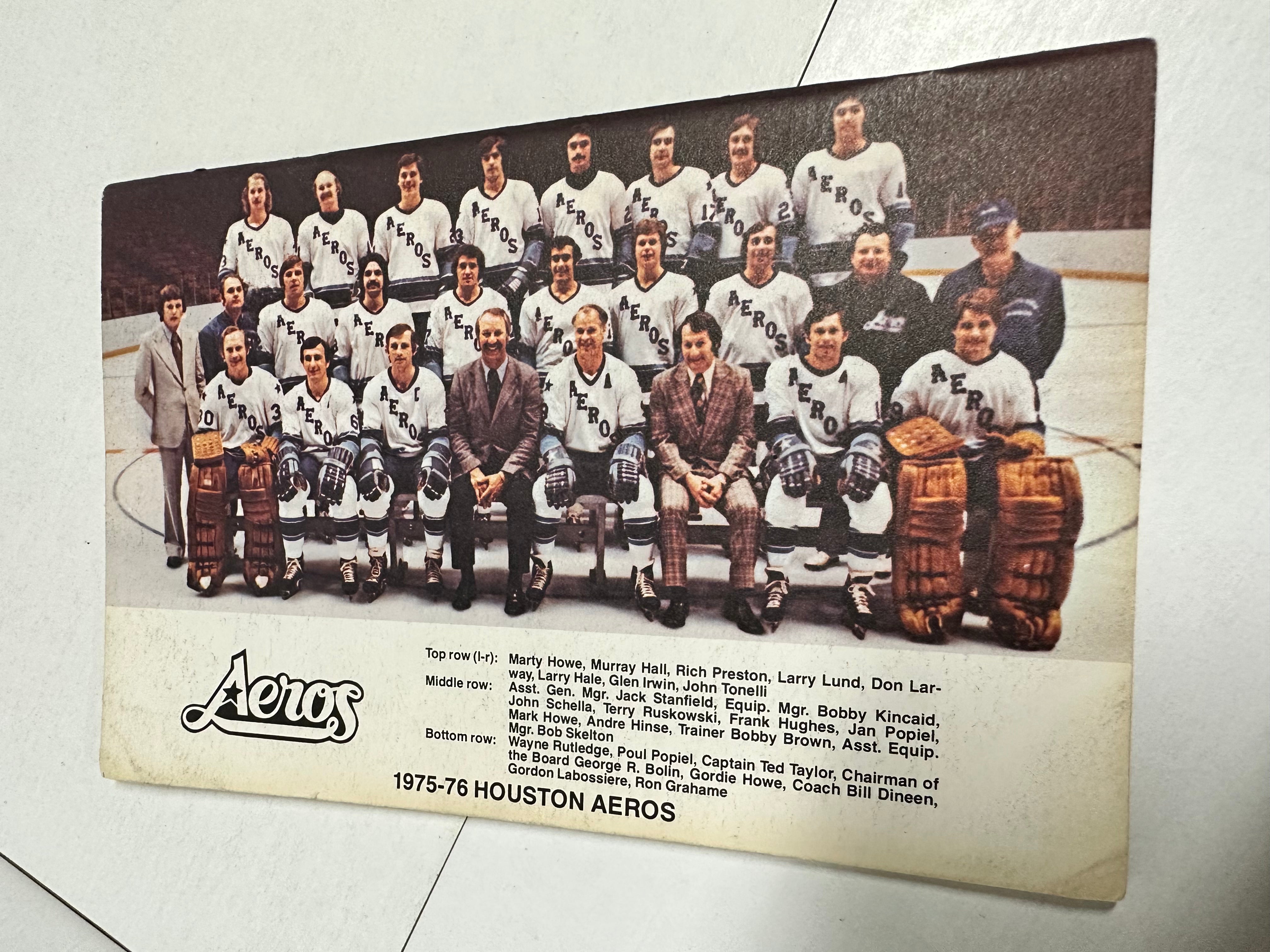 1976 Aeros Hockey WHA Media Guide - Vintage Sports Collectible for Hockey Fans & Memorabilia Enthusiasts - Perfect for Display, Gifts, and Historical Research