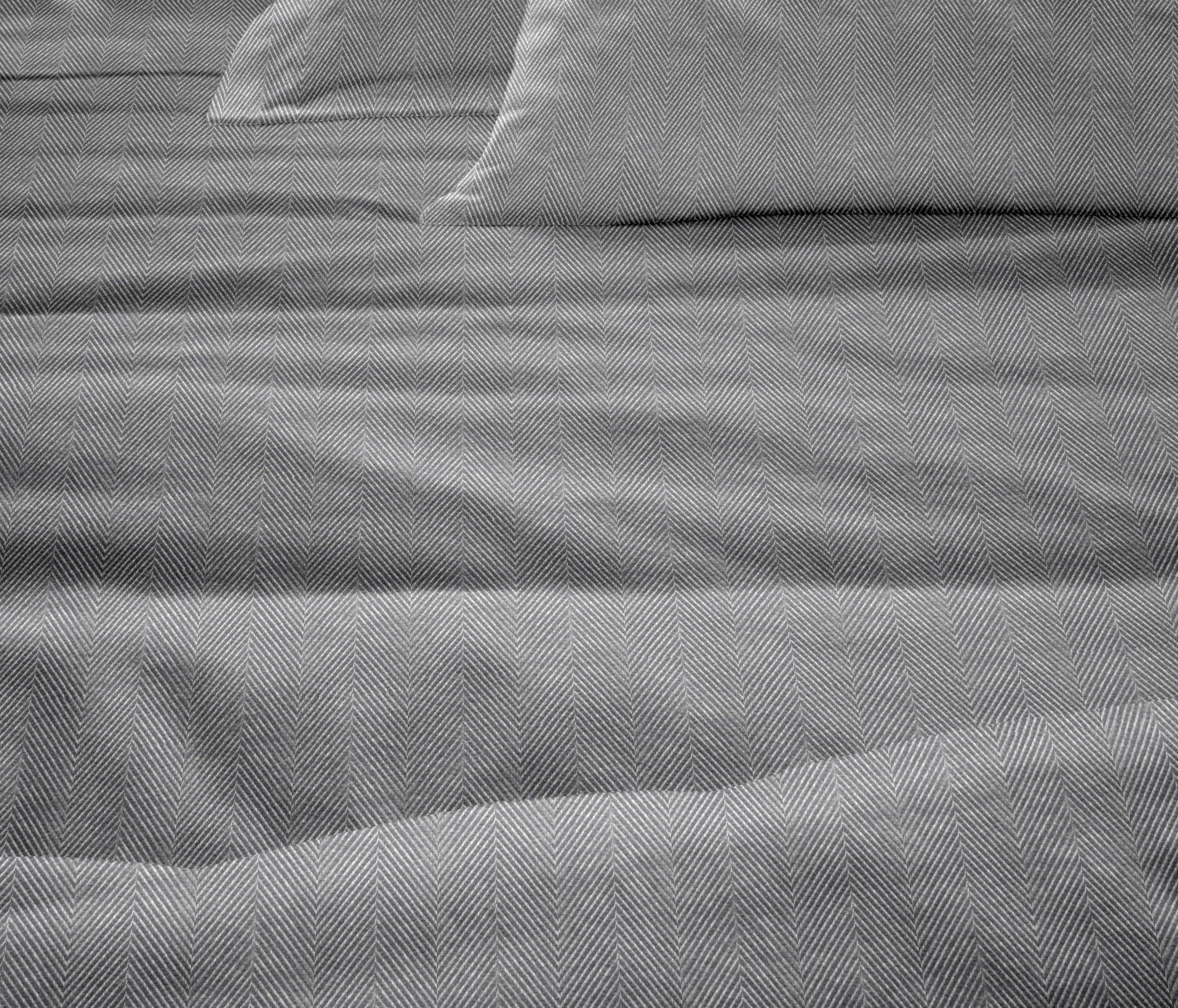Premium German Flannel Sheets & Pillowcases Set - 4 Piece King Size (Gray Herringbone) - Ultra Soft & Warm Bedding for Winter - Perfect for Cozy Nights & Cold Weather Comfort