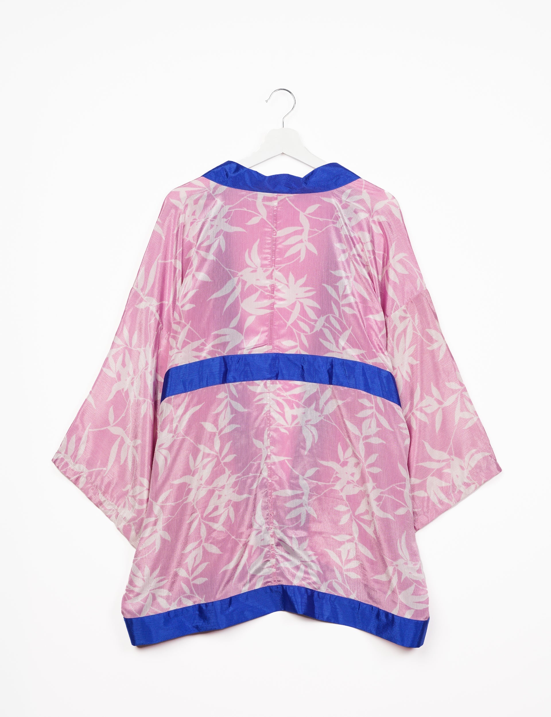 Japanese Kimono Robe for Women - Floral Print Lightweight Bathrobe - Perfect for Spa, Lounge & Yoga Wear