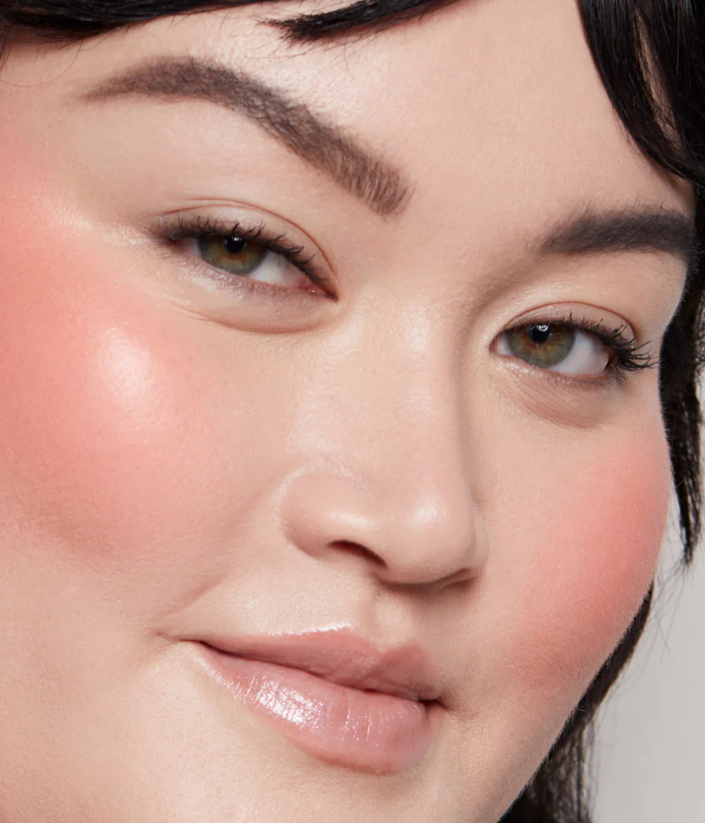 R.E.M. Beauty Satin Matte Blush - Long-Lasting & Buildable Powder Blush for Cheeks | Natural Flush for Day & Night Makeup Looks
