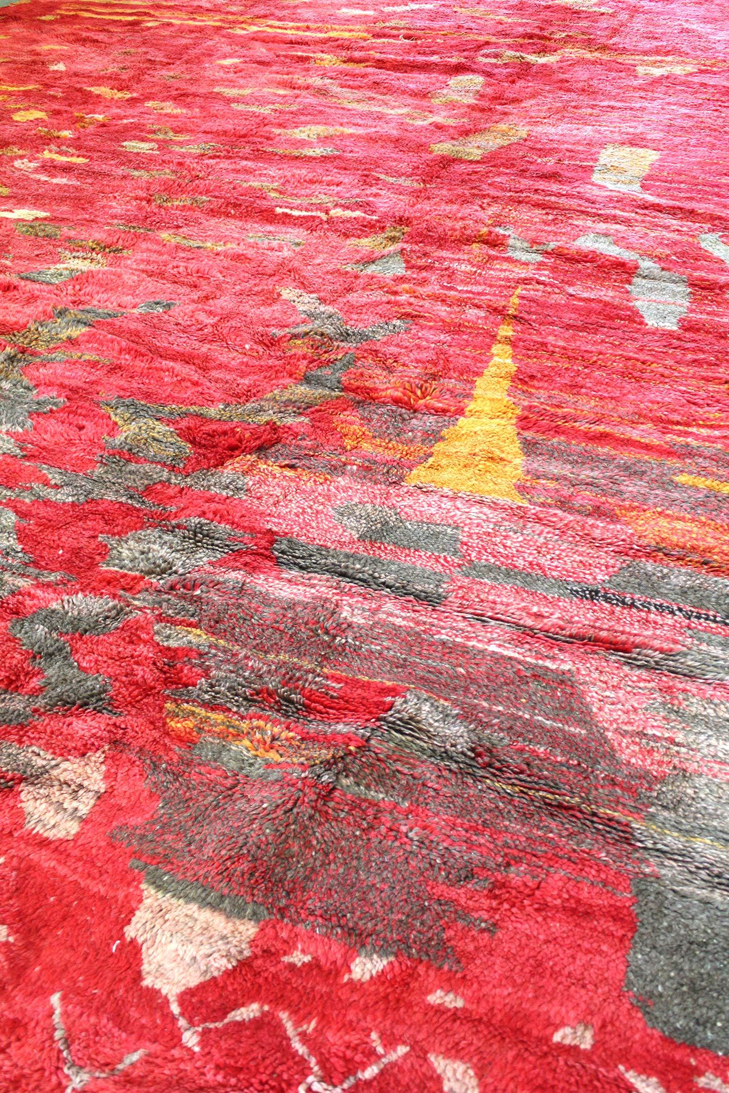 Authentic Beni Ouraine Handwoven Moroccan Tribal Rug - J61077 | Bohemian Home Decor for Living Room, Bedroom & Office