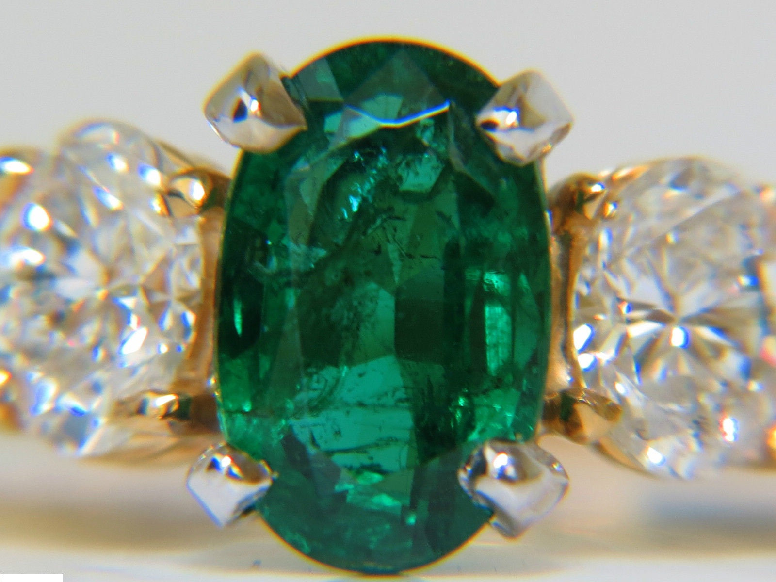 3.20ct Natural Emerald and Diamond Ring in 14K Gold - Classic Elegance for Engagement, Wedding, or Anniversary Gifts (Zambian Emerald, A+ Quality)
