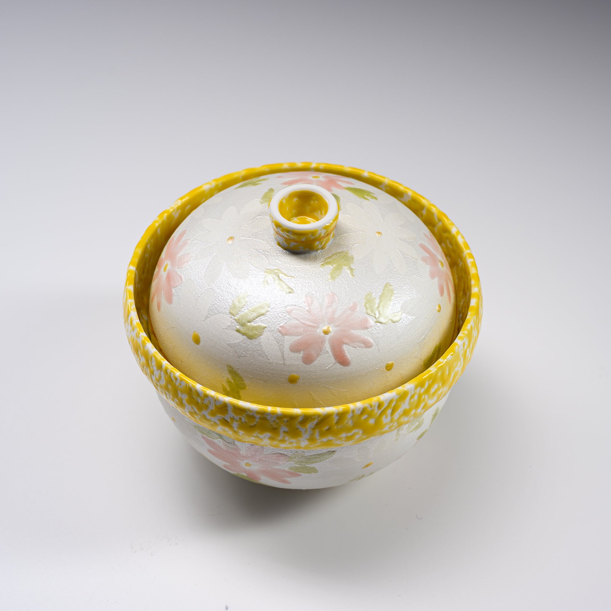 Bell-Shaped Chawanmushi Bowl - Traditional Japanese Steamed Egg Custard Dishware - Yellow Ceramic Tea Cup for Japanese Cuisine & Home Dining - Perfect for Chawanmushi, Desserts & Asian Tea Ceremonies