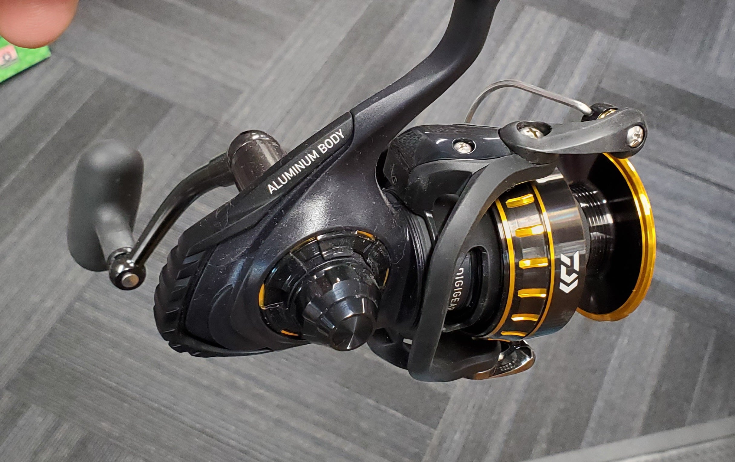 Daiwa BG Spinning Fishing Reels - Saltwater & Freshwater Spinning Reel for Surf, Pier, and Boat Fishing - Smooth Drag System for Bass, Trout, and Saltwater Game Fish