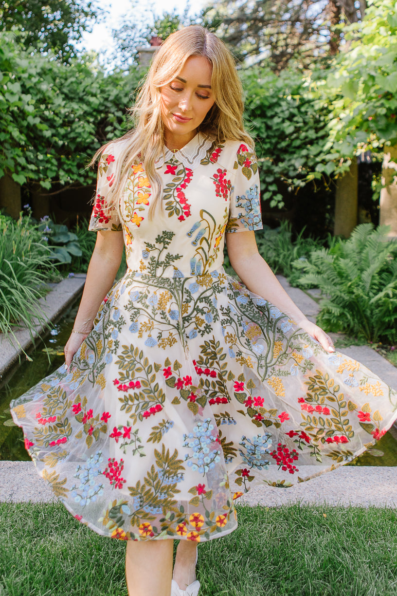 Penelope Dress - Elegant Women's Floral Summer Dress for Casual & Party Wear - Perfect for Beach, Wedding & Special Occasions