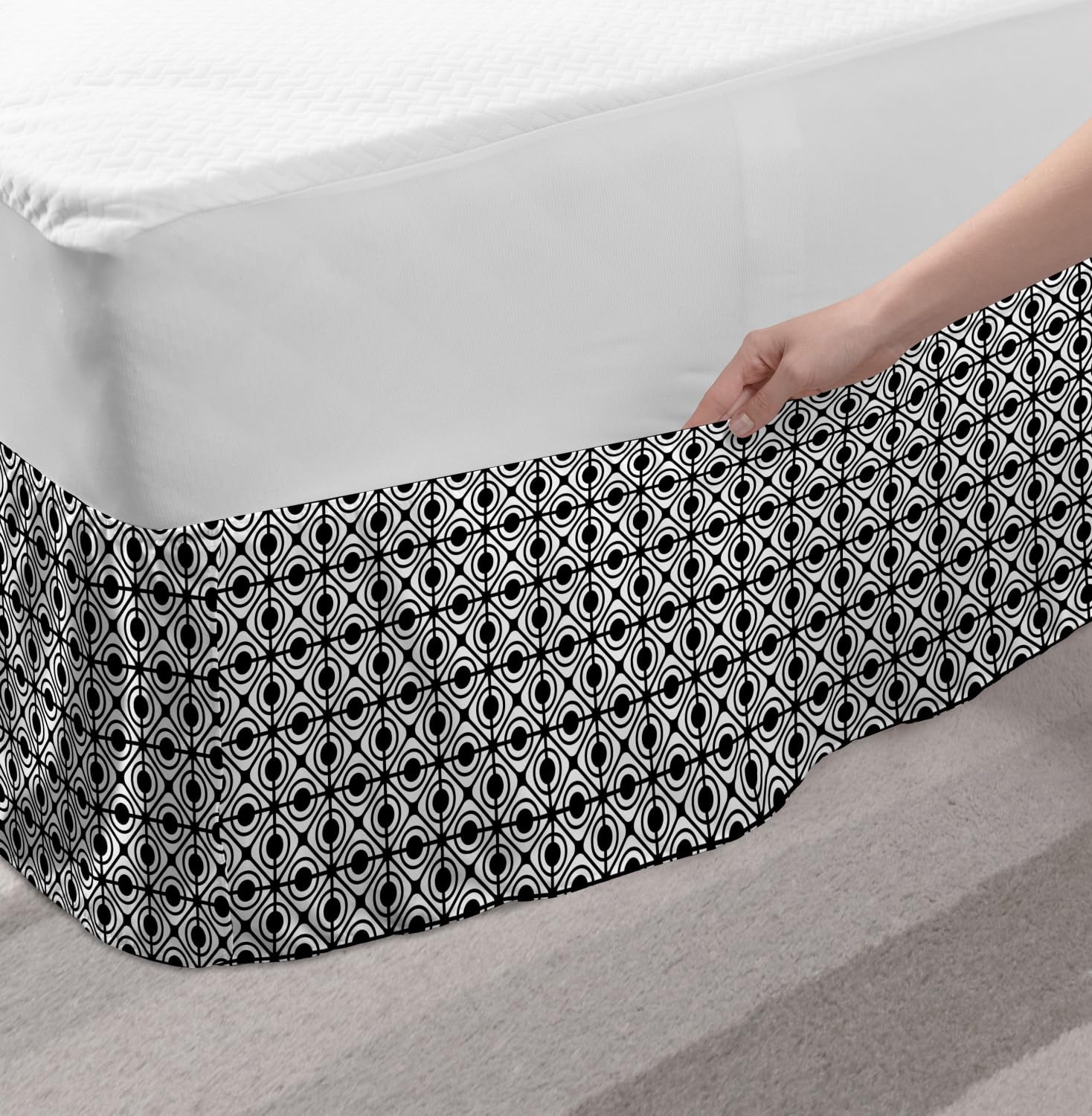 Ambesonne Geometric Elastic Bed Skirt - King Size Black & White Retro Diamond Pattern Dust Ruffle | Stretchable Wrap Around Bedskirt for Master Bedroom, Guest Room & Dorm Decor