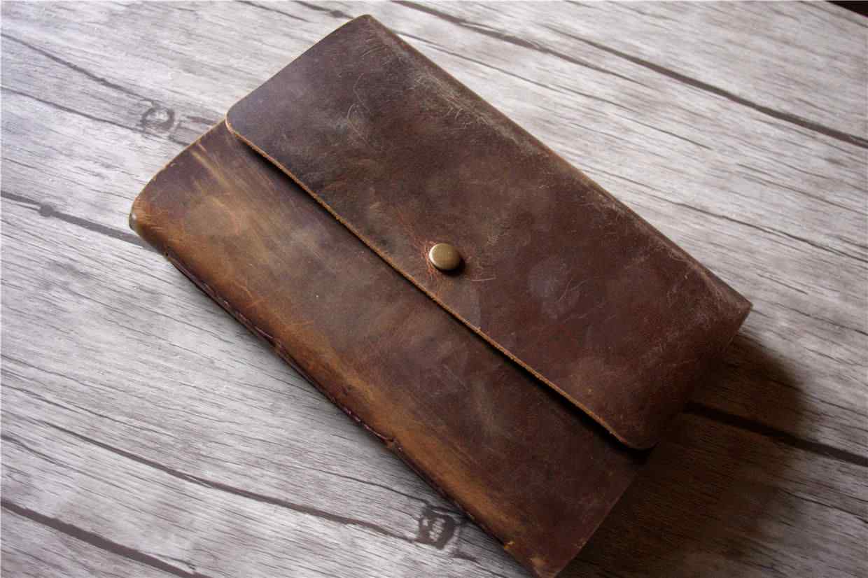 Vintage Brown Leather Journal with Antique Buttons - Personalized Handmade Notebook for Writing, Sketching & Travel - Perfect Gift for Writers & Artists