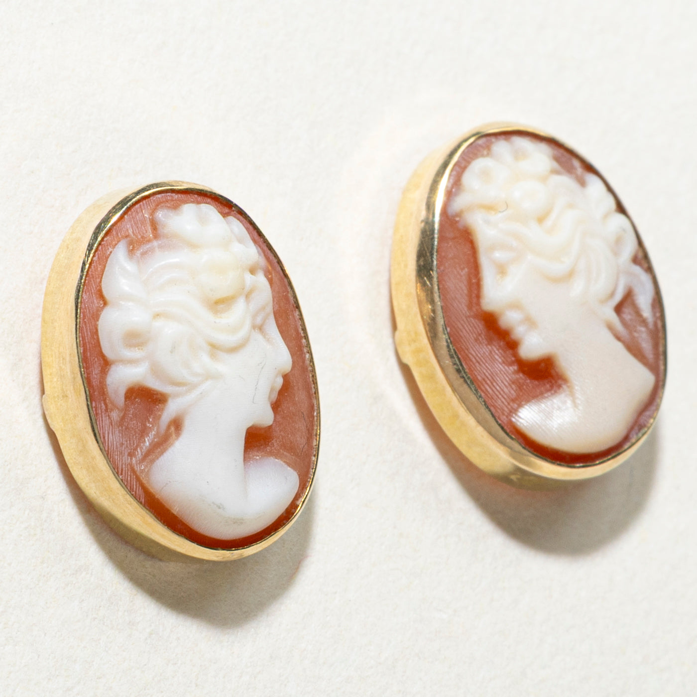 4.00ctw Cameo Shell Stud Earrings - Elegant Vintage Style Jewelry for Women, Perfect for Weddings, Parties & Everyday Wear