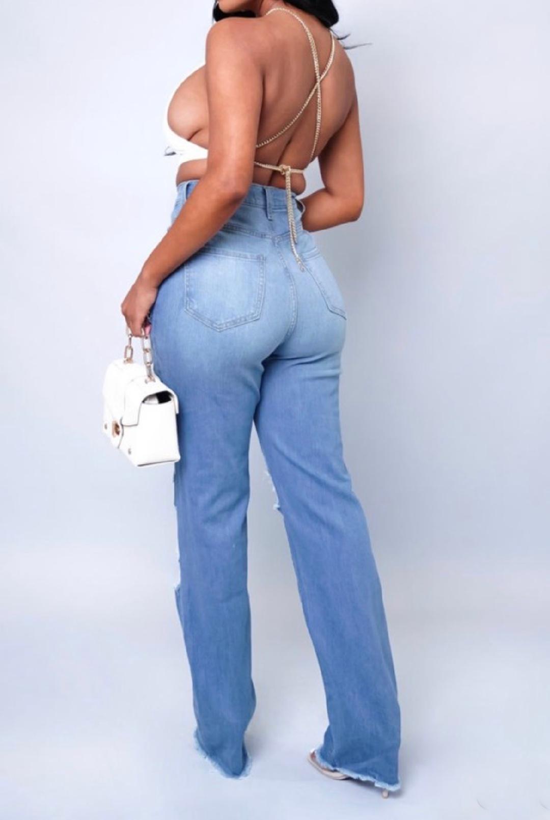 Carey Medium Blue Denim Destroyed Boyfriend Jeans for Women - Distressed High Waist Relaxed Fit Skinny Jeans - Perfect for Casual Outfits, Street Style & Everyday Wear
