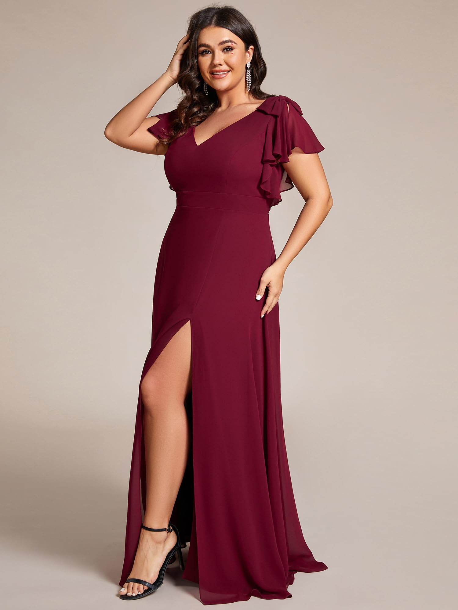 Ever-Pretty Plus Size Women's Summer Chiffon Bridesmaid Dress with Bowknot & Ruffle Sleeves - V-Neck A-Line Formal Gown 02080-DA | Perfect for Weddings, Parties & Special Occasions