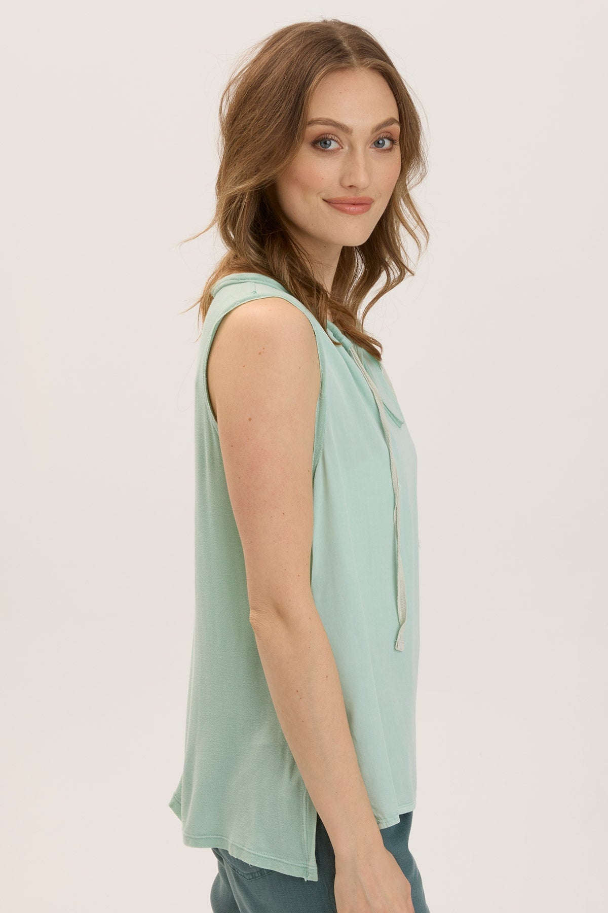 Twill Antoine Tank Top - Women's Casual Sleeveless Shirt for Summer, Gym, and Layering | Breathable & Comfortable Fit