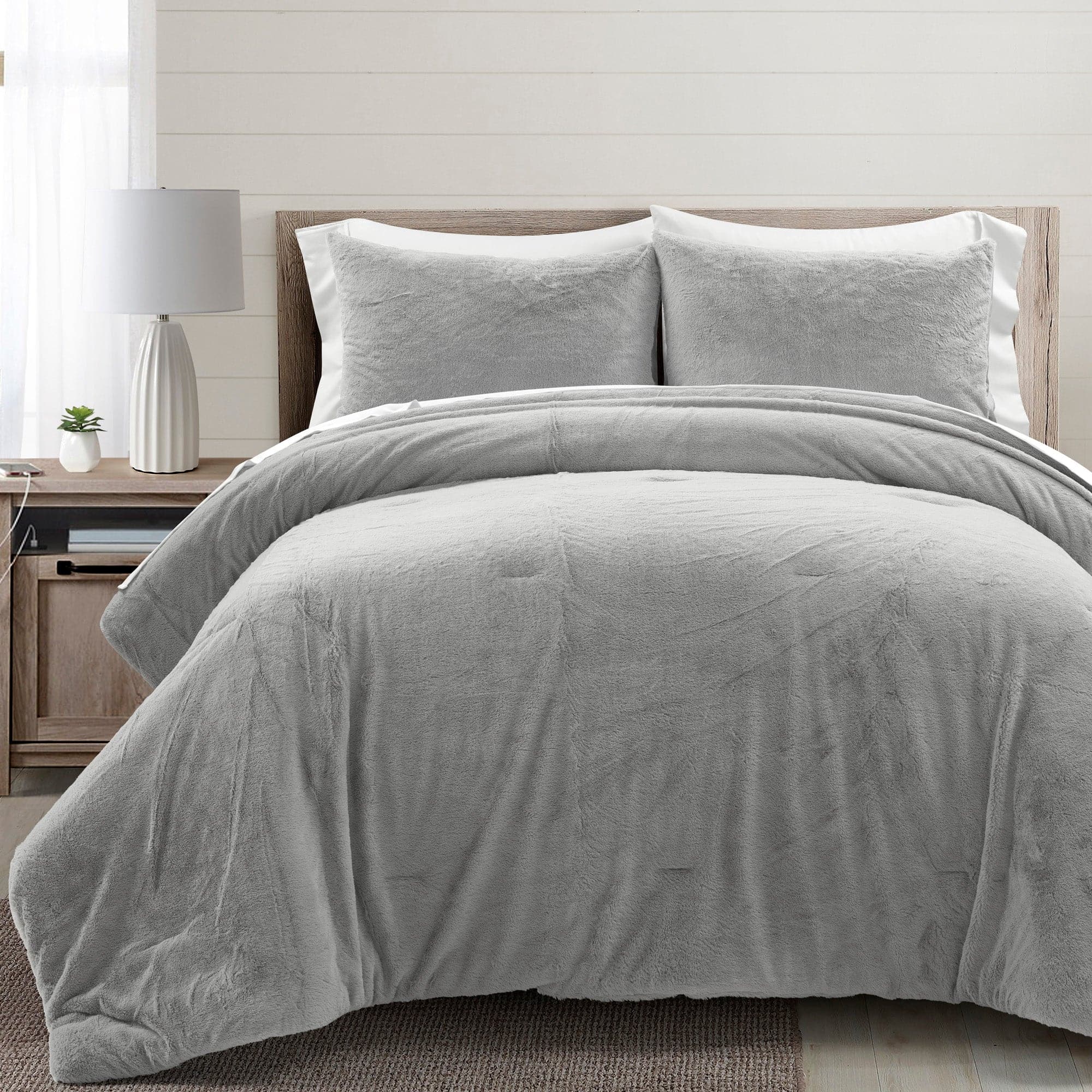 Modern Solid Ultra Soft Faux Fur Comforter Set - Queen Size Bedding with Pillow Shams - Cozy Winter Bedroom Decor for Master Bedroom & Guest Room