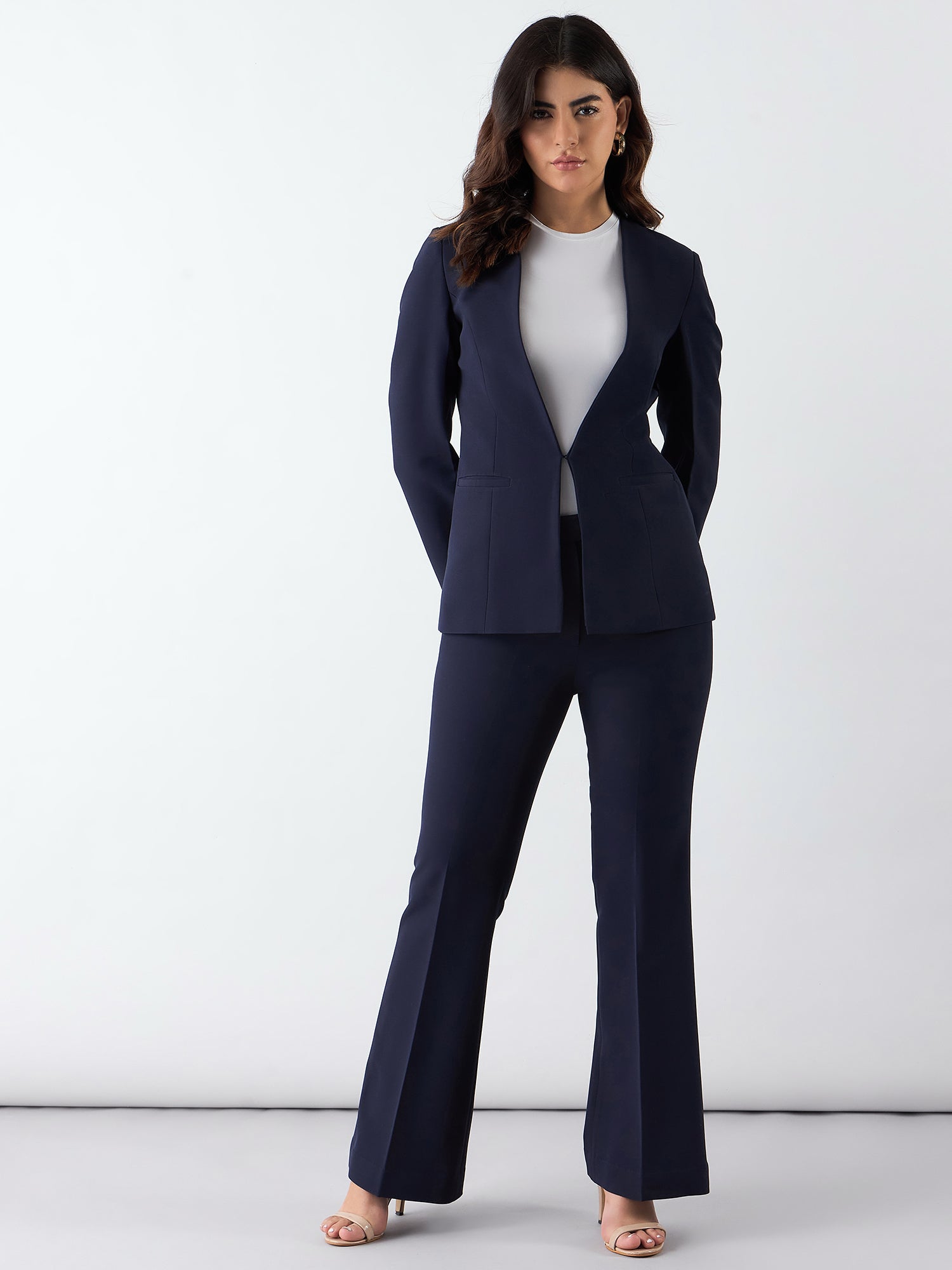 Stylish Minimalist Regular Fit Blazer & Trouser Set - Stretchable Fabric for Comfort - Perfect for Office Wear, Business Meetings & Formal Events