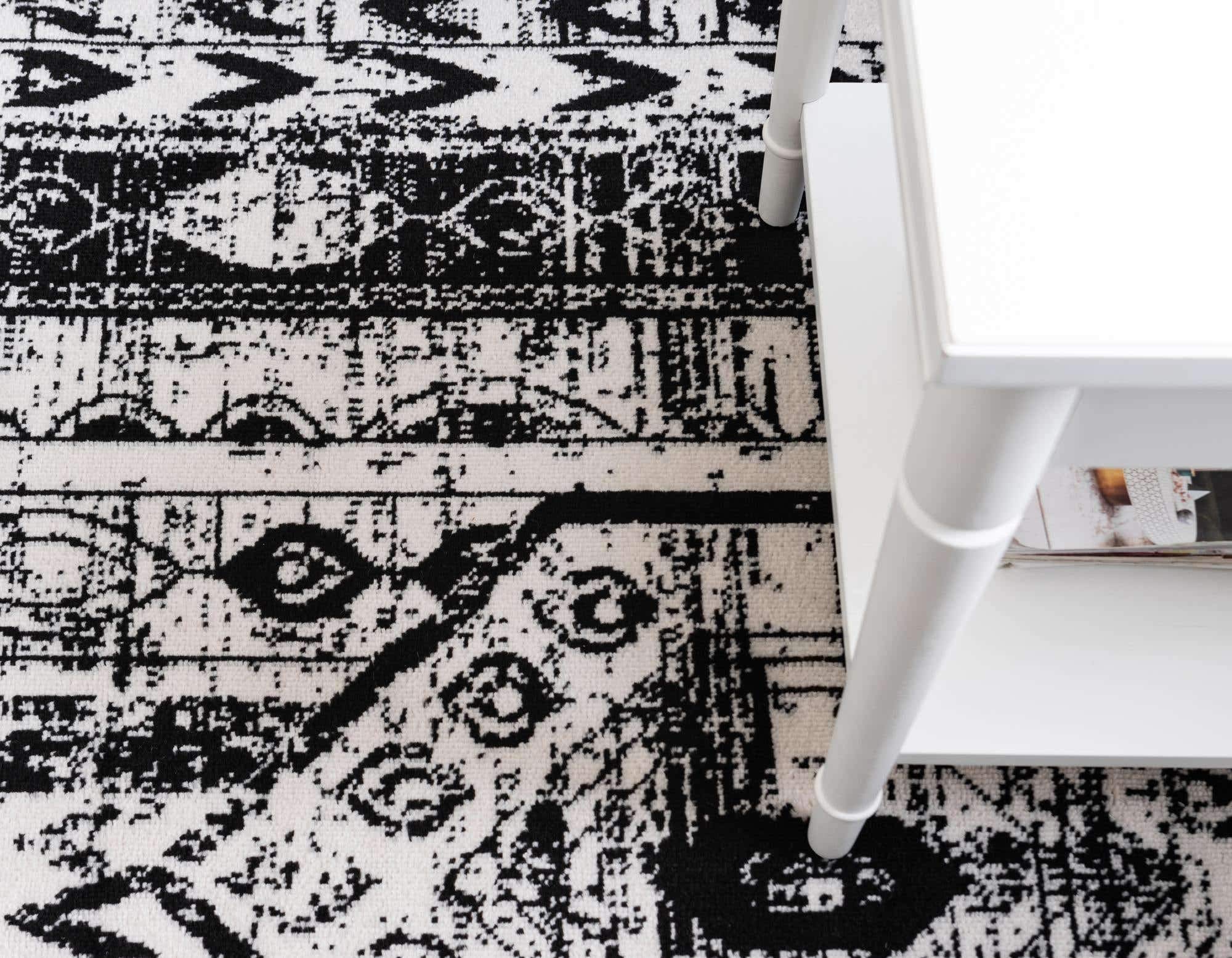 Unique Loom Portland Collection Round Area Rug - 7'1