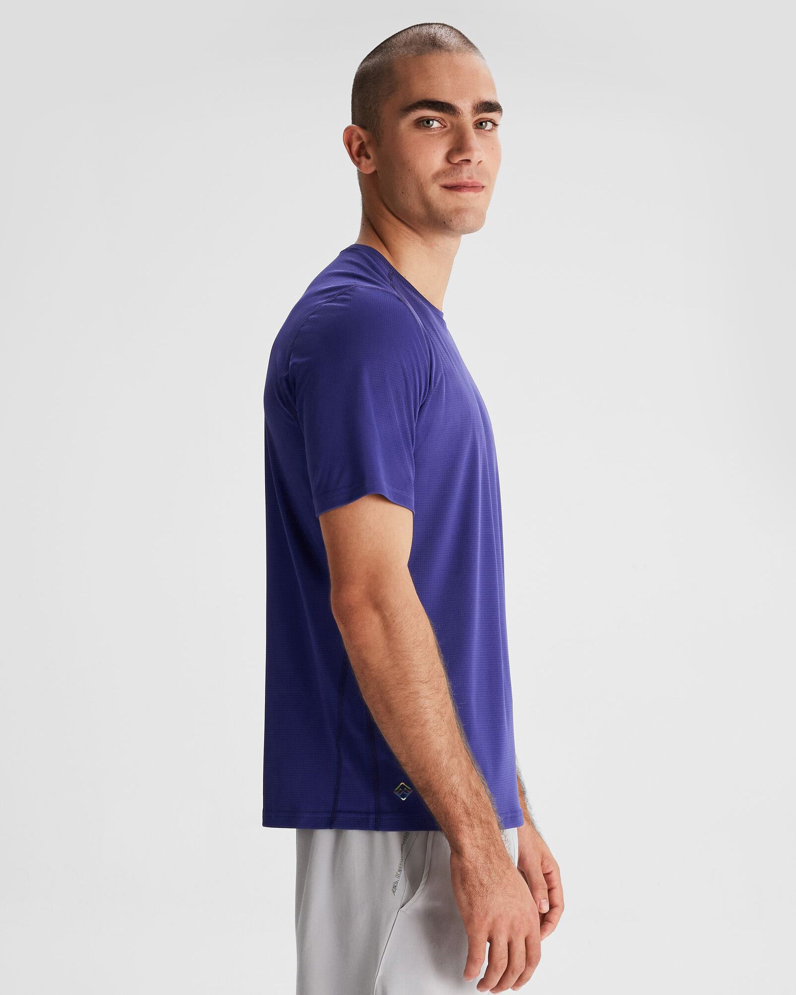 Men's Seeker T-Shirt - Horizon Line Graphic Tee | Comfortable Cotton Casual Shirt for Everyday Wear | Perfect for Streetwear, Outings & Relaxing