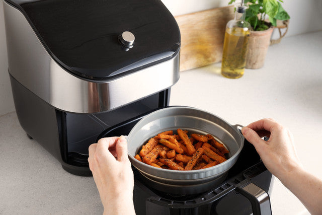 Non-Stick Collapsible Silicone Air Fryer Basket Liner - Round Shape for Easy Storage - Perfect for Philips, Ninja, Cosori & More - Ideal for Frying, Baking & Roasting Healthy Meals