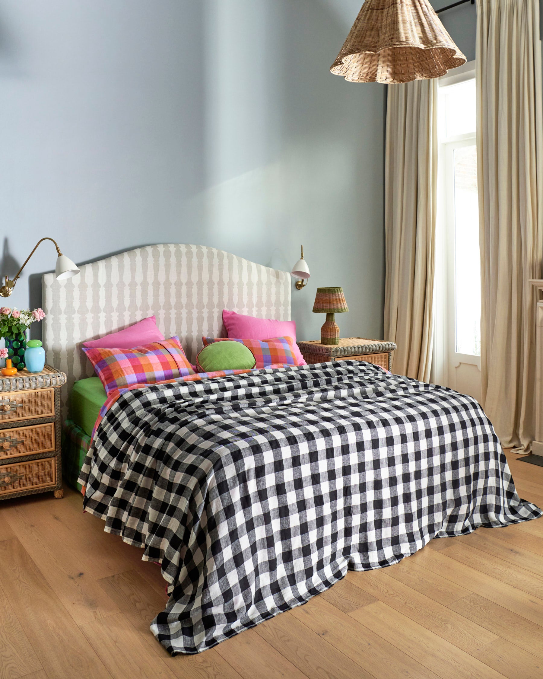Black and White Gingham Linen Duvet Cover Set - Queen Size Bedding with Pillowcases - Breathable & Soft Cotton Blend for All Seasons - Perfect for Modern Farmhouse, Boho Chic or Scandinavian Bedroom Decor