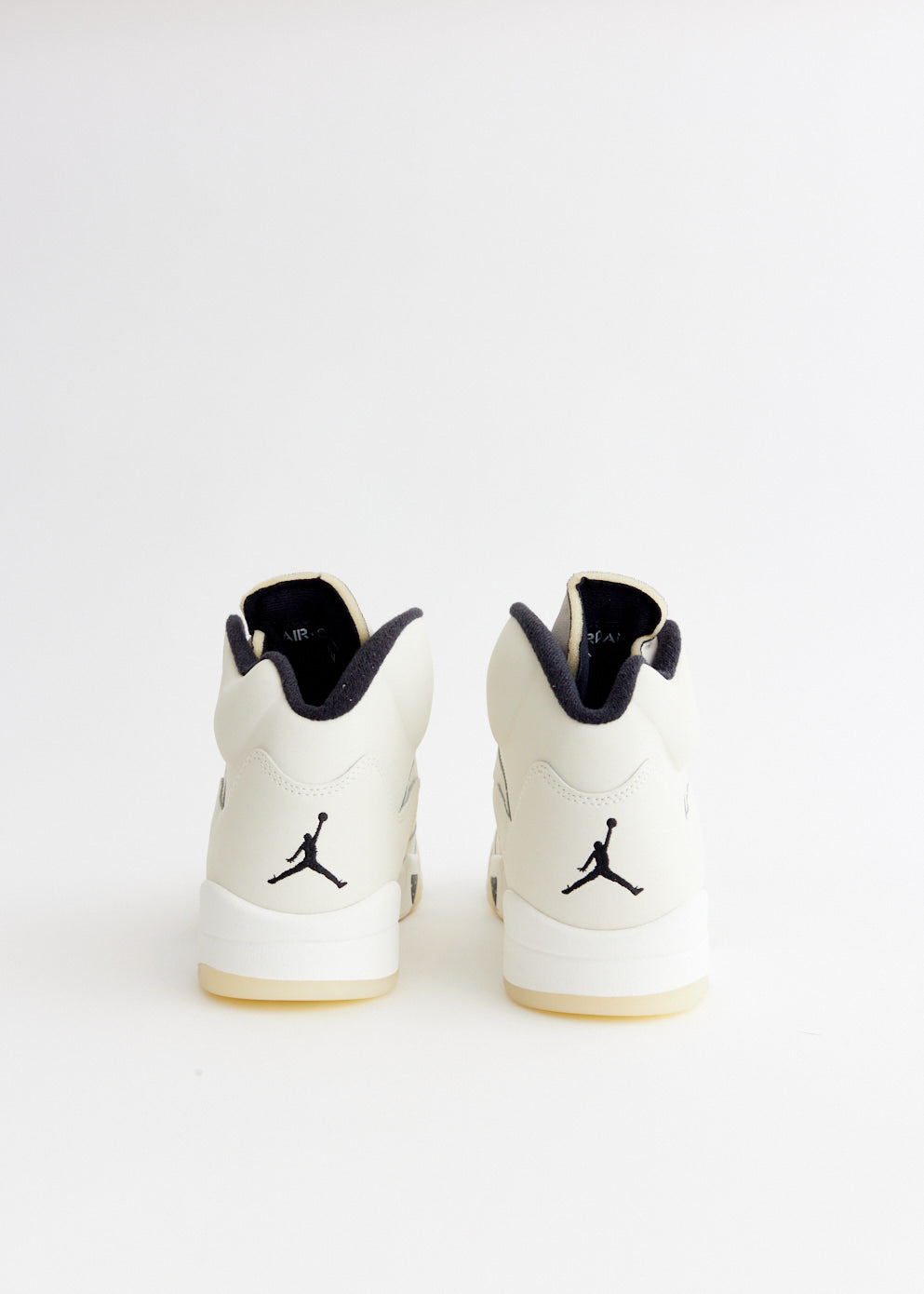 Air Jordan 5 Retro SE 'Sail' Basketball Shoes - Men's High-Top Sneakers for Streetwear & Casual Style | Perfect for Basketball, Gym & Everyday Wear