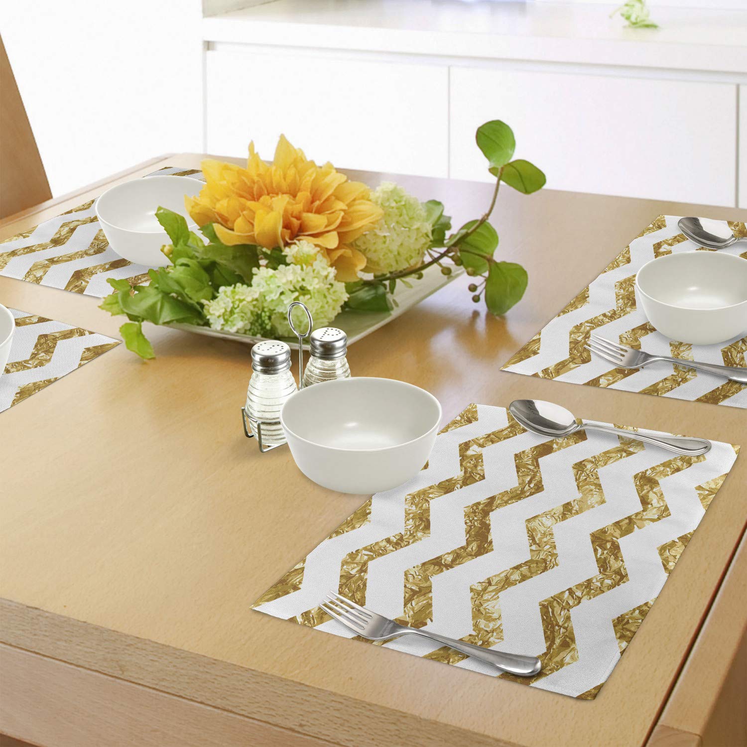 Ambesonne Abstract Place Mats Set of 4 - Modern Chevron Pattern Washable Fabric Placemats for Dining Table & Kitchen Decor in Pale Coffee White | Perfect for Dinner Parties, Holiday Gatherings & Everyday Use
