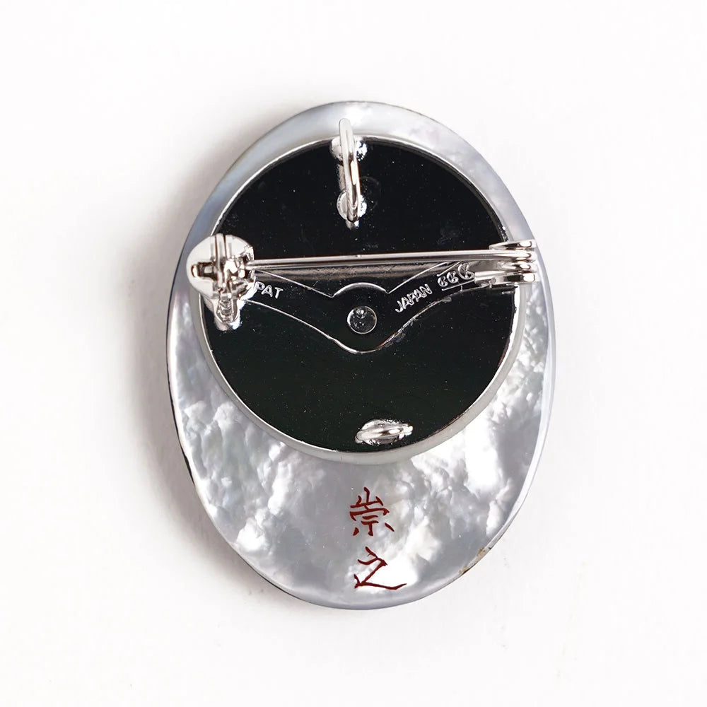 Exquisite Maki-e Urushi Lacquer Brooch with White South Sea Pearl Shell & Sunflower Design | Traditional Japanese Lacquer Jewelry | Perfect for Formal Occasions, Weddings & Cultural Events