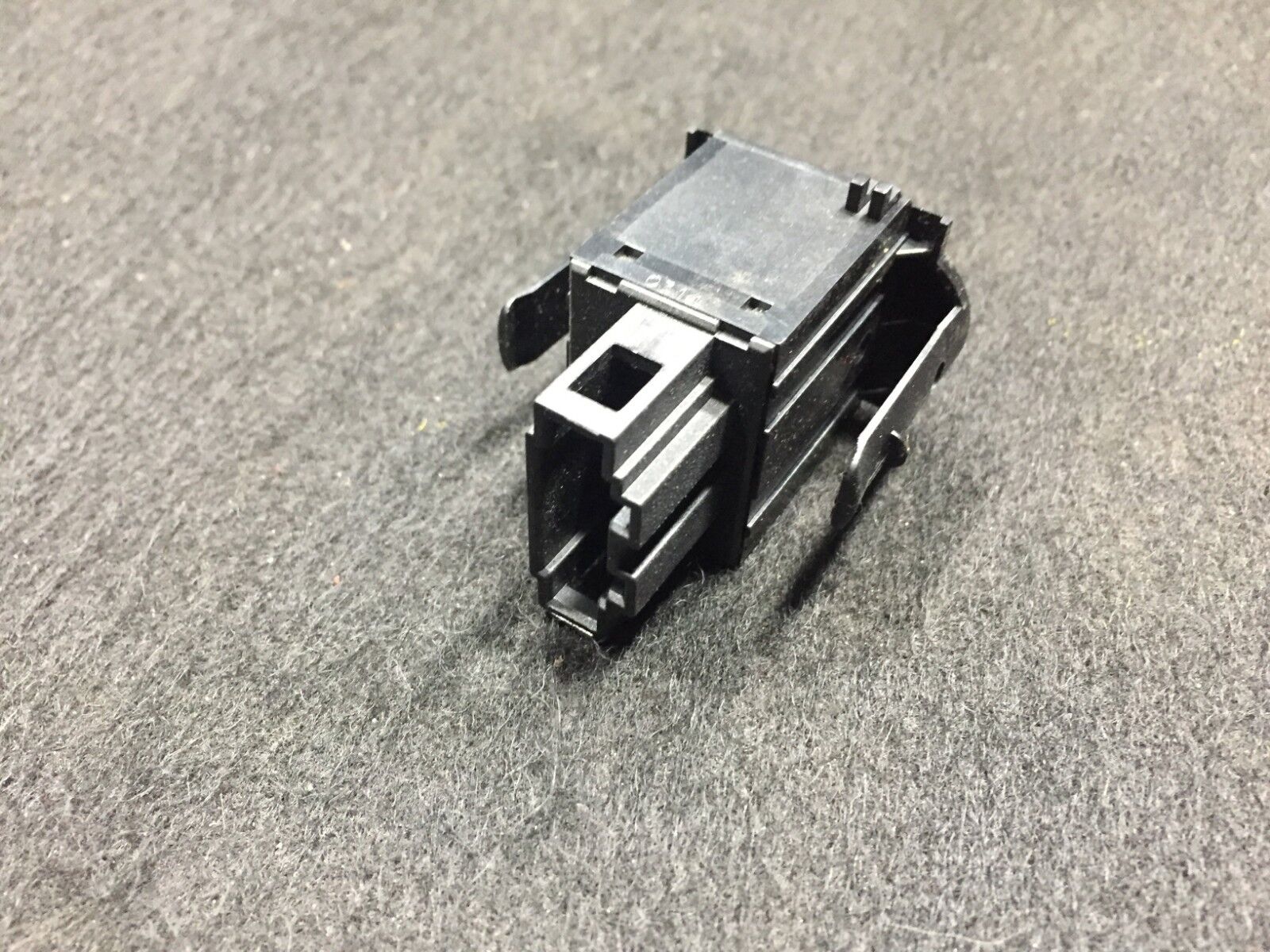 2002 2003 2004 2005 Volkswagen Passat Headlight Dimmer Switch 3B0941333D OEM Replacement Part - Perfect for Night Driving & Foggy Conditions