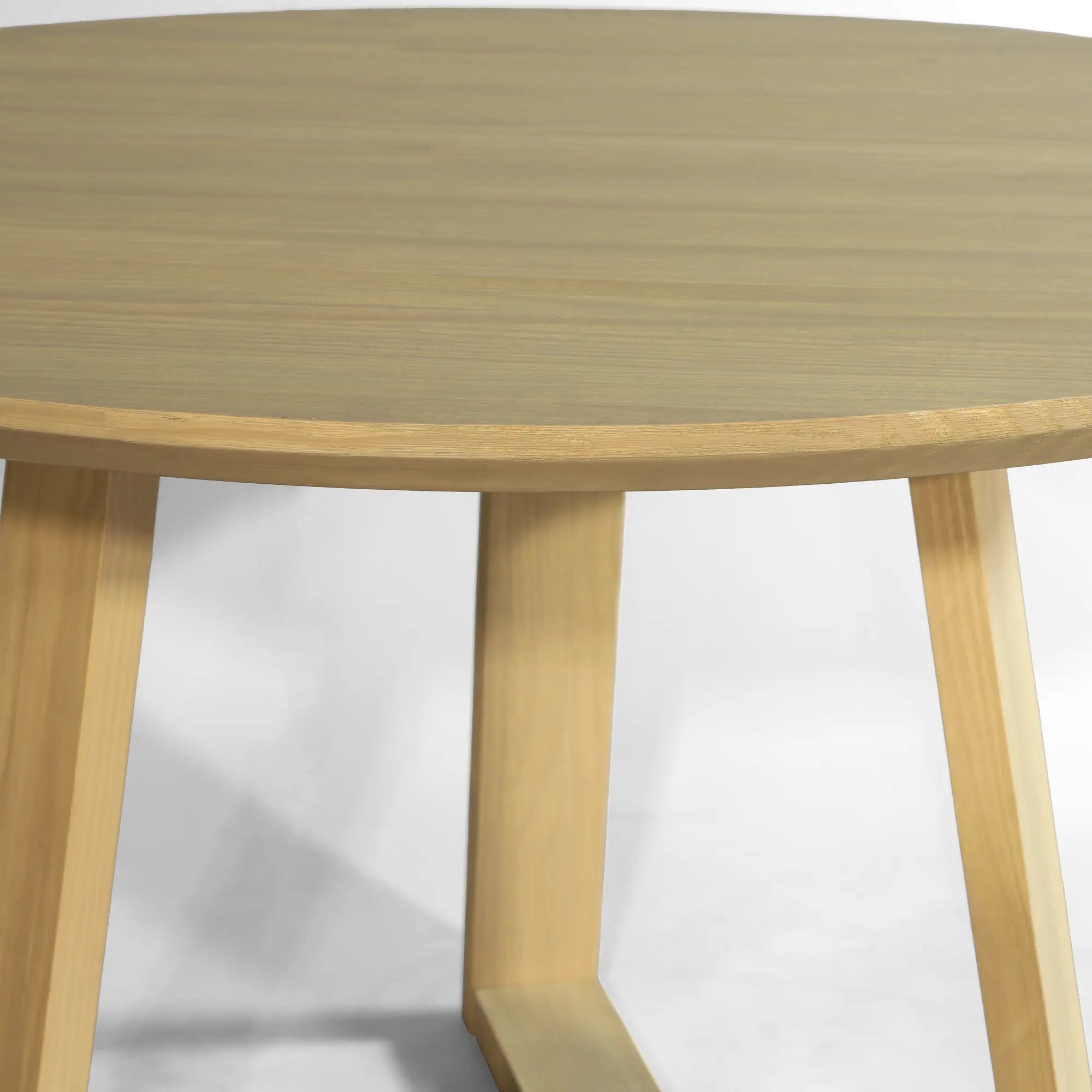 Stylish Cascais Round Dining Table - Modern Wooden Kitchen Table for 4-6 People | Perfect for Small Spaces, Breakfast Nooks & Cozy Family Meals
