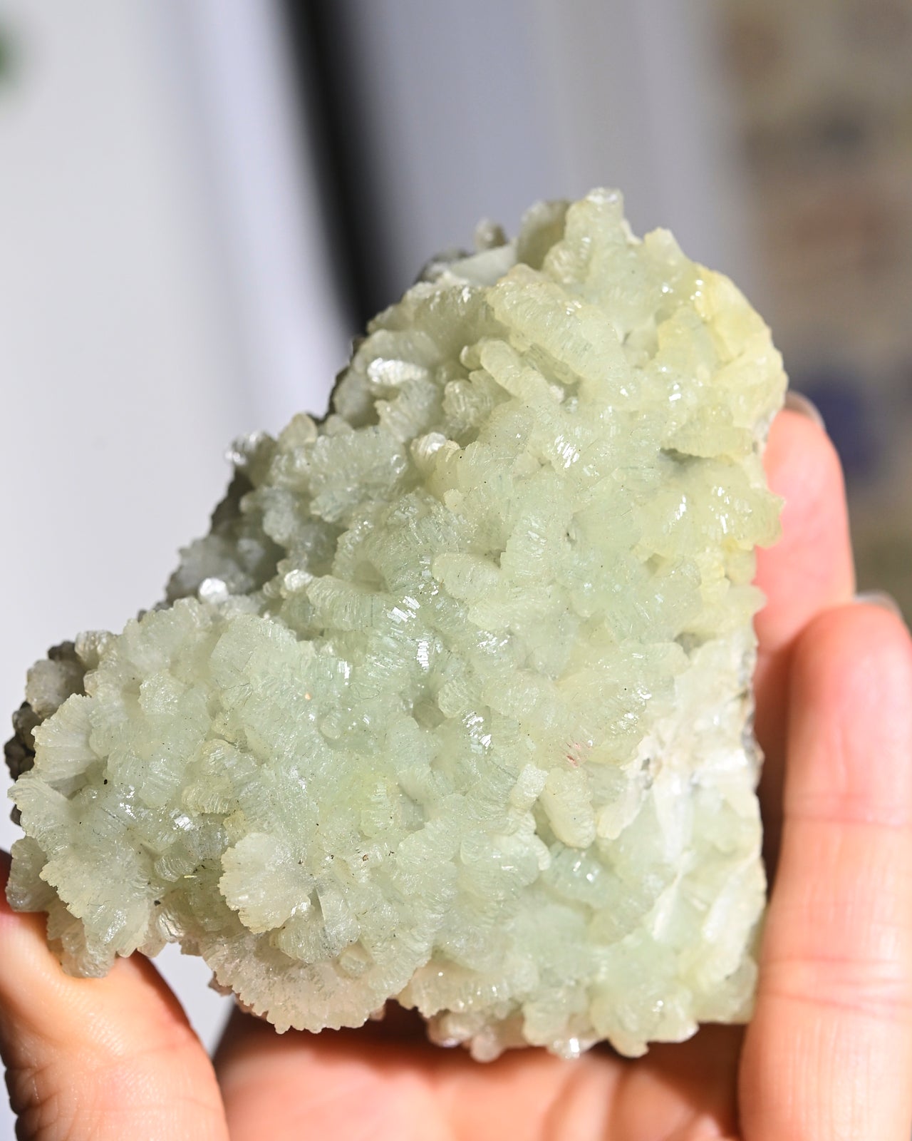 Natural Prehnite Crystal Cluster - Healing Stone for Meditation, Energy Cleansing & Home Decor - Perfect for Spiritual Healing, Chakra Balancing & Gifts
