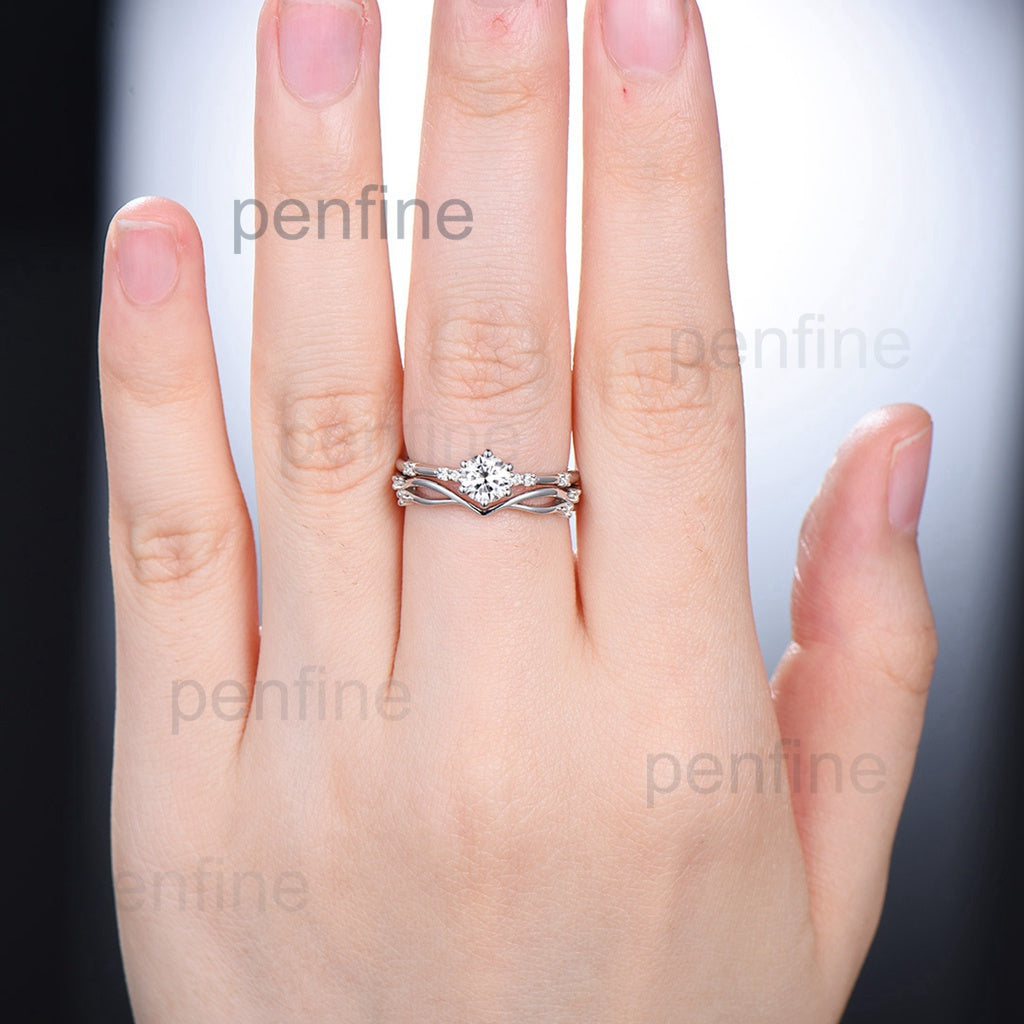 Elegant Moissanite Bridal Ring Set - 14K White Gold Art Deco Engagement & Wedding Band Set for Women - Perfect for Proposals, Anniversaries & Romantic Gifts