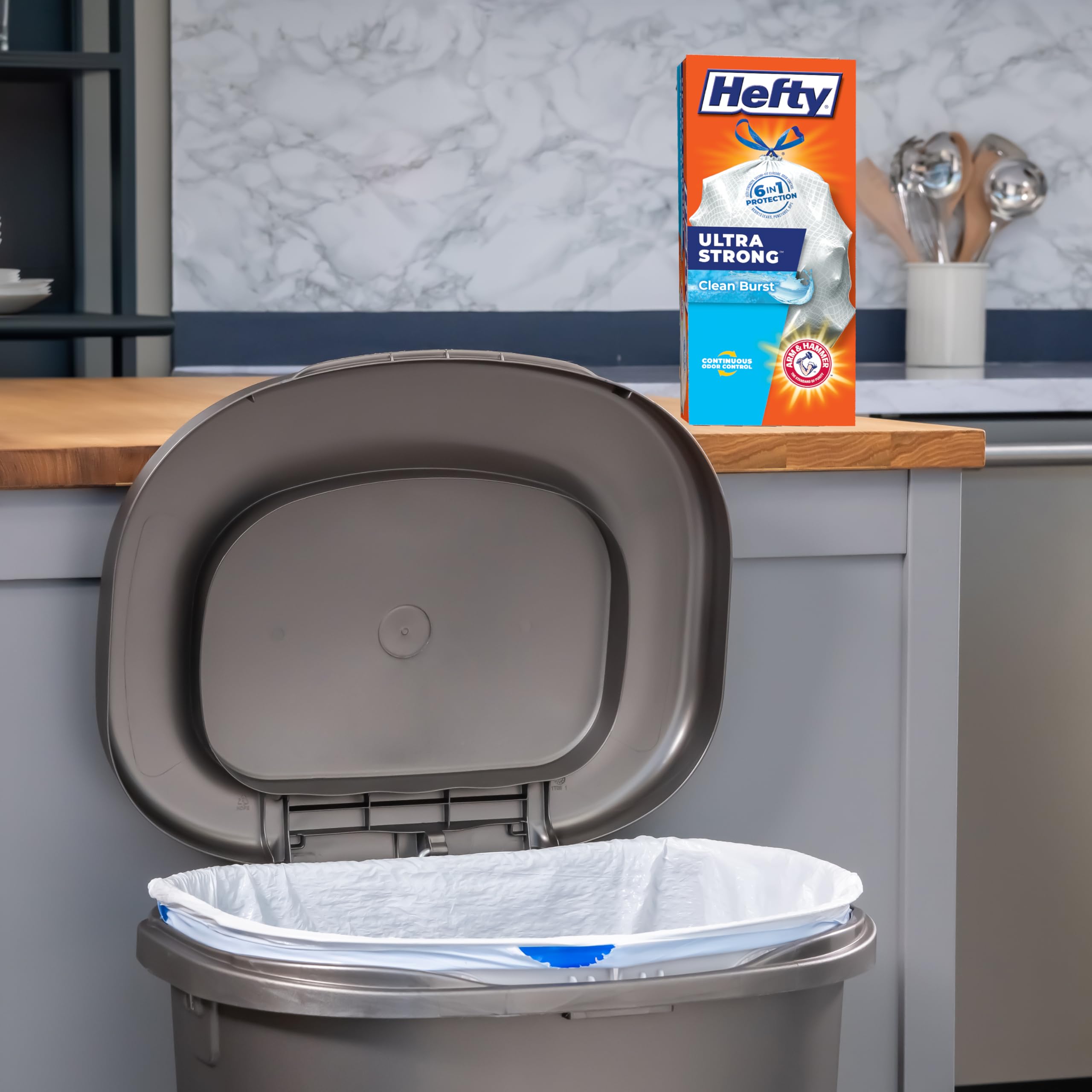 Hefty Ultra Strong Tall Kitchen Trash Bags with Clean Burst Scent | 13 Gallon (40 Count) | Heavy Duty Garbage Bags for Kitchen, Bathroom & Office Use
