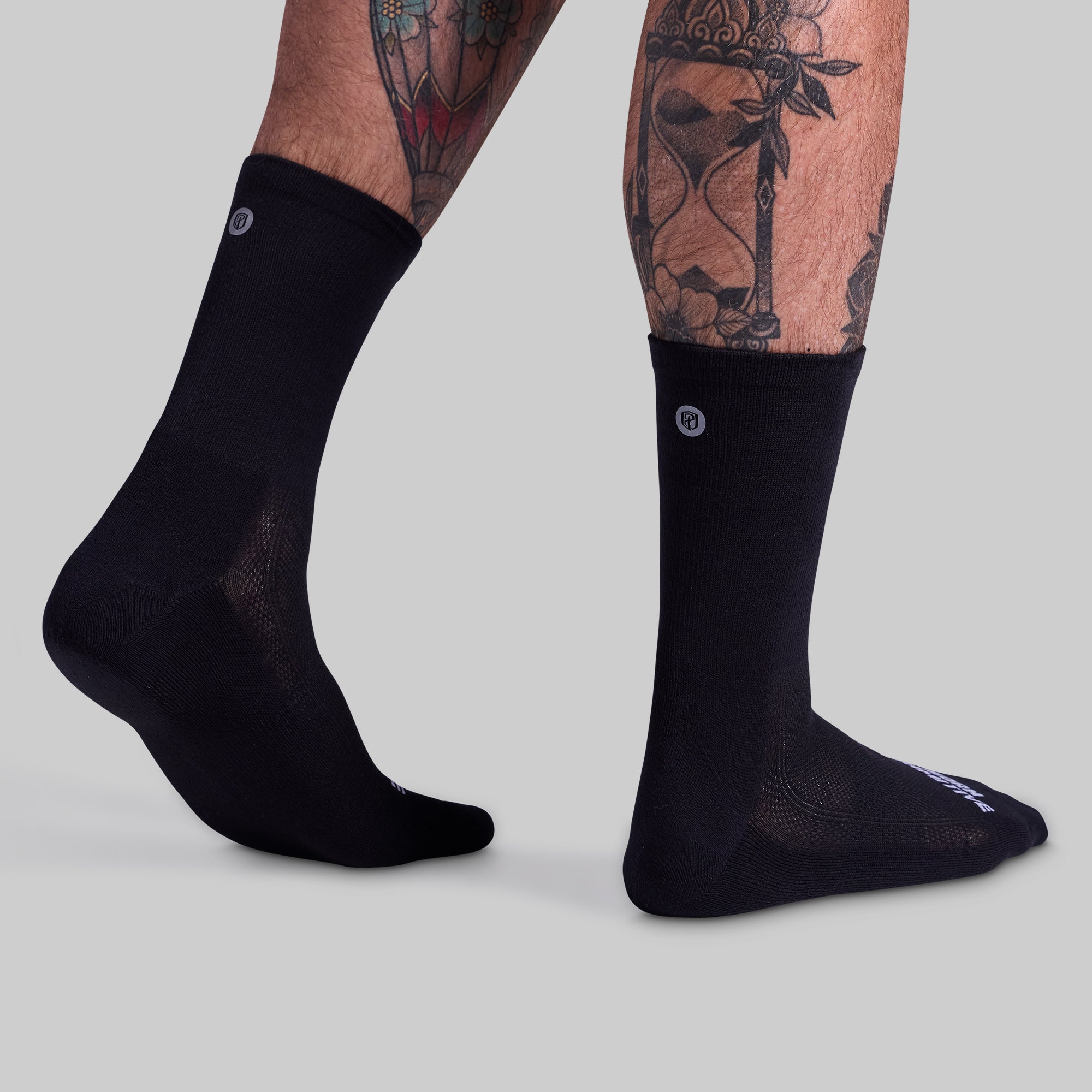 High-Performance Crew Socks 3-Pack - Moisture Wicking & Breathable Athletic Socks for Men & Women (Black) - Ideal for Running, Gym Workouts & Everyday Comfort