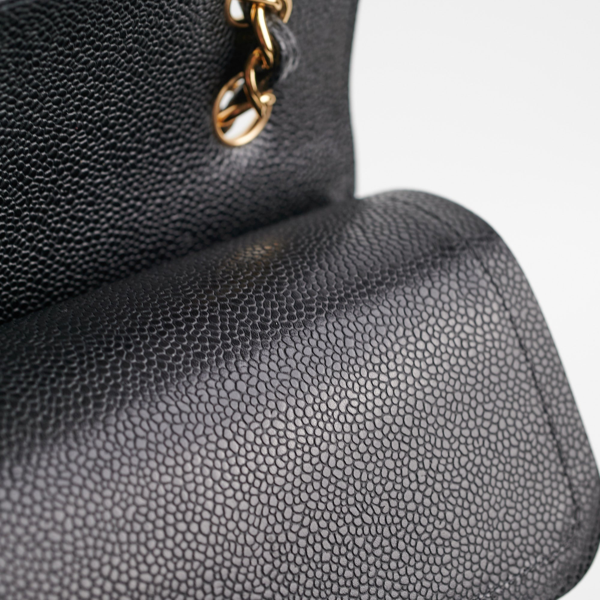 Authentic Chanel Quilted Jumbo Flap Bag in Black Caviar Leather with Gold Hardware - Perfect for Luxury Fashion & Special Occasions