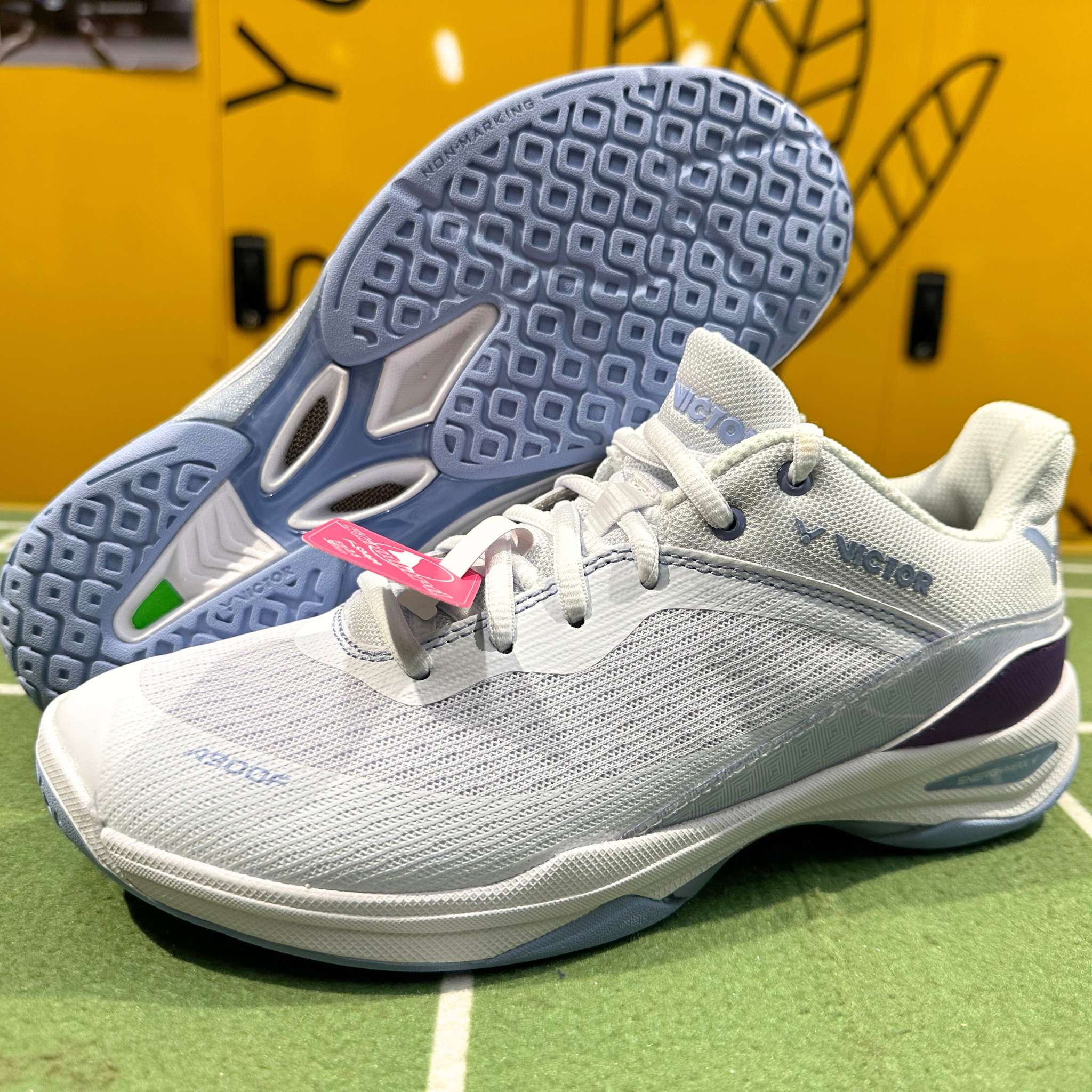 Victor A900F AJ Badminton Shoes for Women - Lightweight Non-Slip Court Shoes with Cushioning - Pearly White & Purple - Perfect for Badminton, Tennis & Indoor Sports