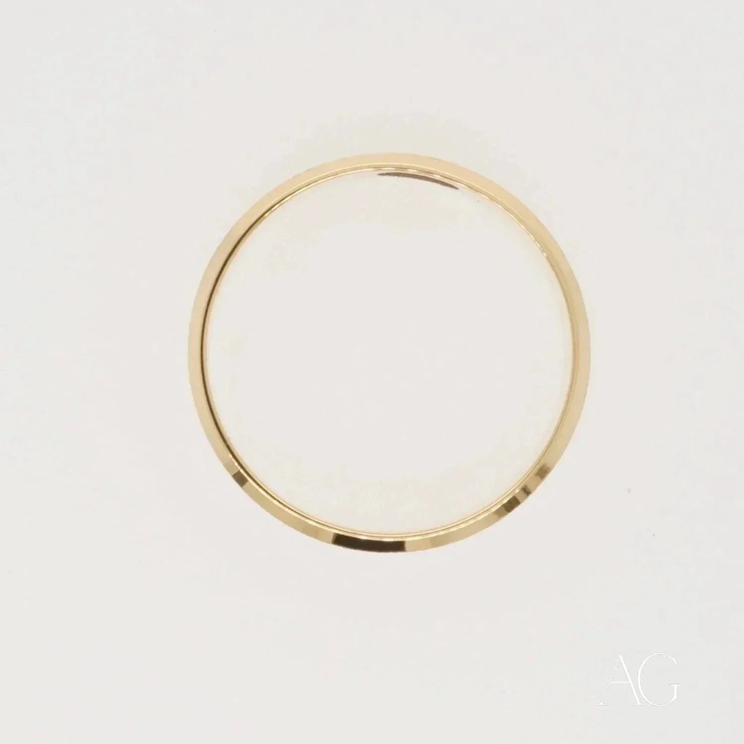 18K Gold Wedding Band for Women & Men - Classic & Modern Elegance - Perfect for Engagement, Anniversary & Everyday Wear