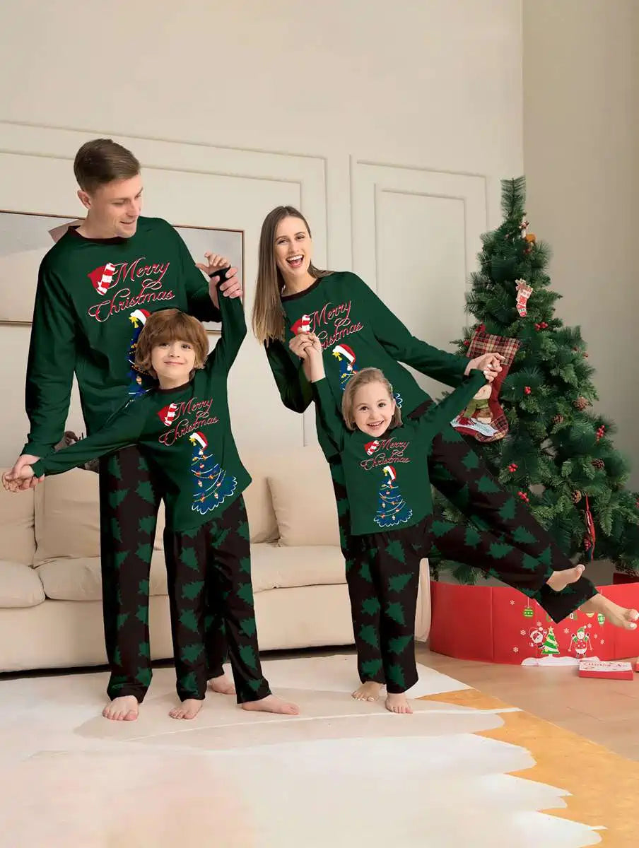 Christmas Matching Family Pajamas Set - Cozy Holiday Pjs for Christmas Tree Photos & Festive Gatherings