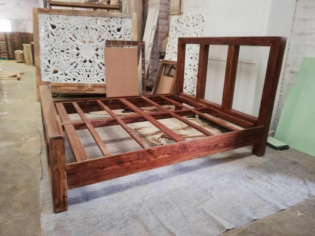 Hand Carved Indian Solid Wood Sheesham King Size Bed Frame in Rich Brown - Perfect for Master Bedrooms, Guest Rooms & Rustic Home Decor