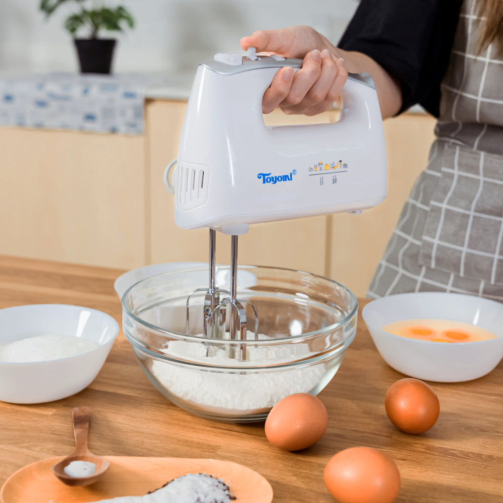 TOYOMI HM 711 Electric Hand Mixer - 5 Speed Portable Stand Mixer for Baking, Whipping & Blending - Perfect for Cakes, Cookies, Dough & Frosting - Ideal for Home Bakers & Kitchen Use