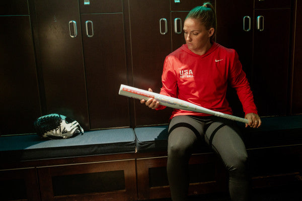Easton Ghost Unlimited 9 Fastpitch Softball Bat - EFP5GHUL9 | USSSA Certified for Competitive Play | Perfect for Fastpitch Games & Tournaments