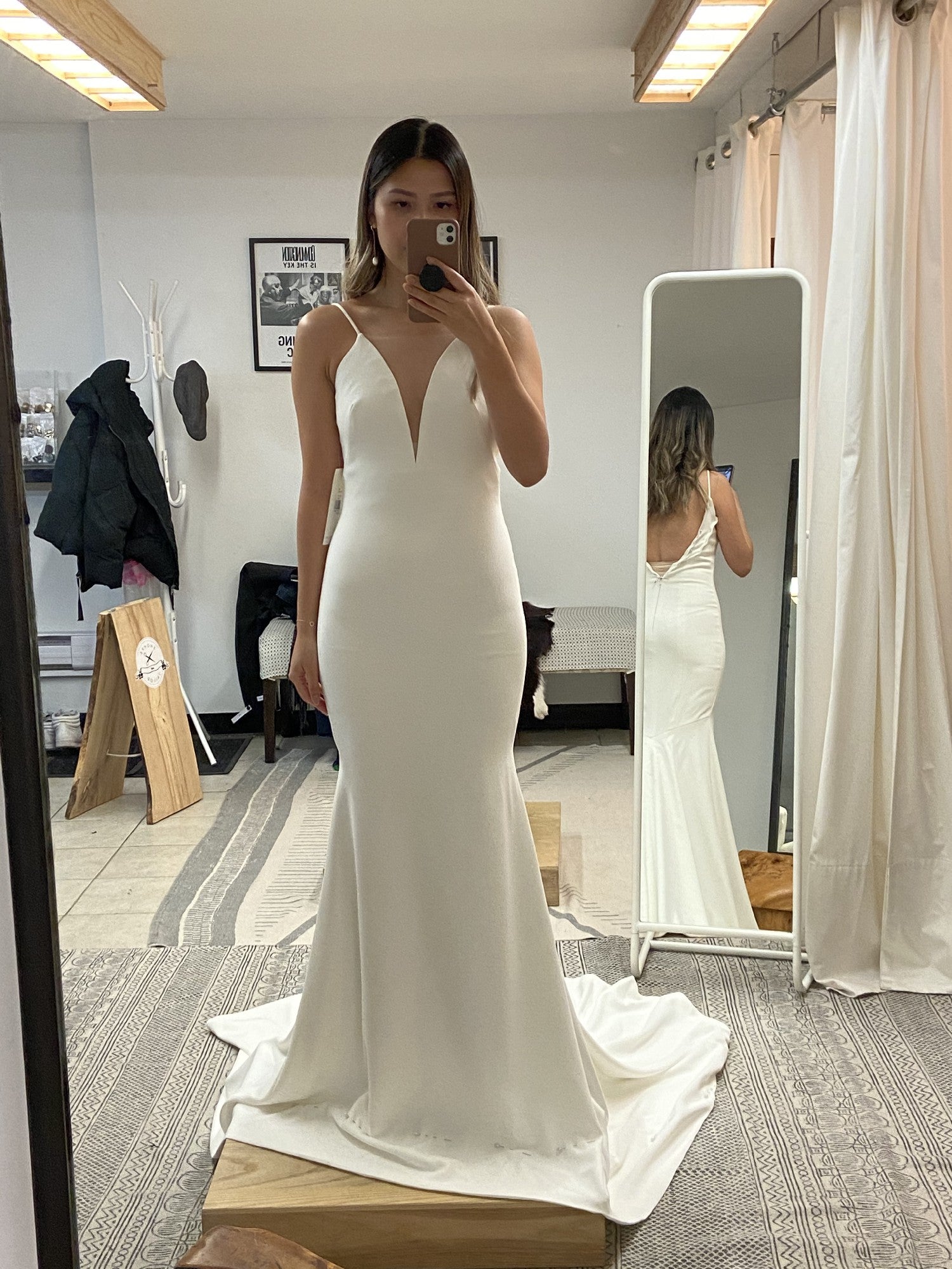 Theia Bruna 890541 Elegant Lace Wedding Dress for Bride - Perfect for Church Ceremony, Beach Wedding & Romantic Vow Renewal