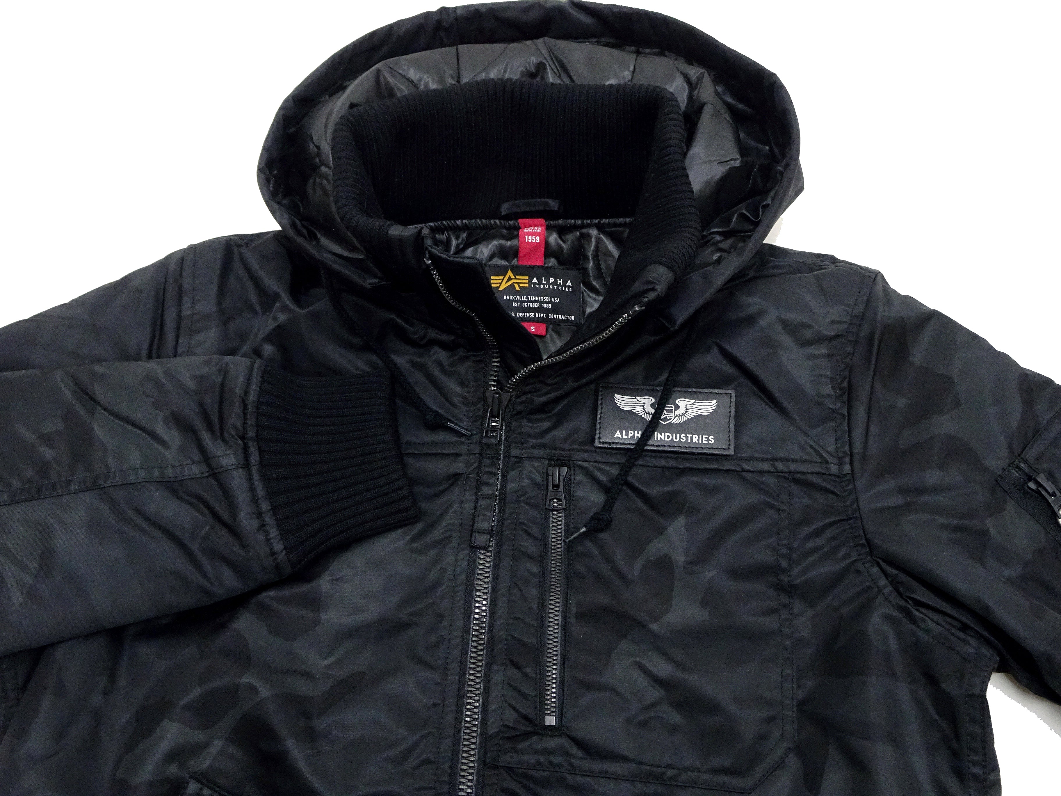 Alpha Industries Men's Military Style Hooded Puffer Jacket TA1672 - Nylon Padded Winter Coat with Rib Panel, Black Camouflage Pattern | Warm Outerwear for Outdoor Activities, Urban Streetwear & Cold Weather Protection