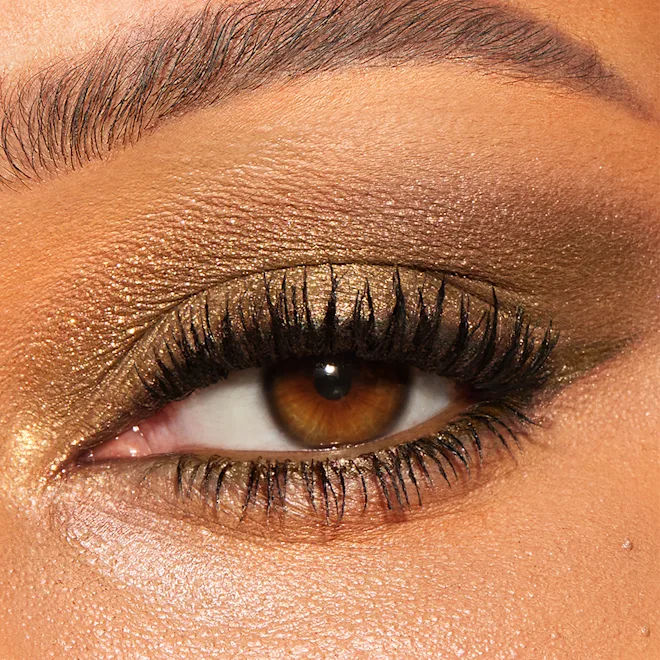 Charlotte's Palette Of Beautifying Eye Trends - Professional Eyeshadow Palette for Stunning Makeup Looks | Perfect for Daytime Office Wear & Nighttime Party Glam