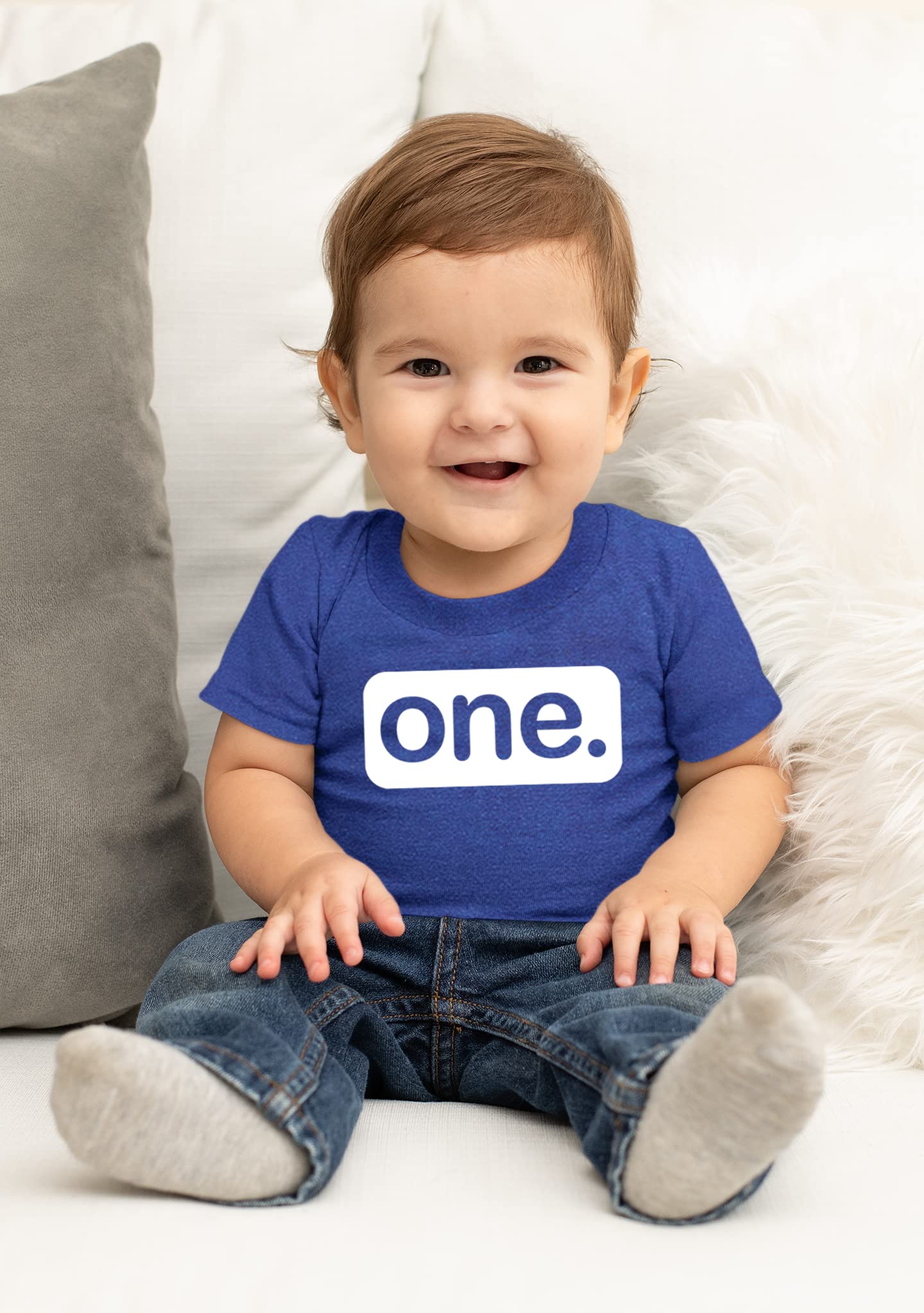 Stylish 1st Birthday Outfit for Toddler Boys - Cute One Year Old Shirt & Perfect First Birthday Gift for Baby Boys - Ideal for Birthday Parties, Photo Shoots & Special Celebrations