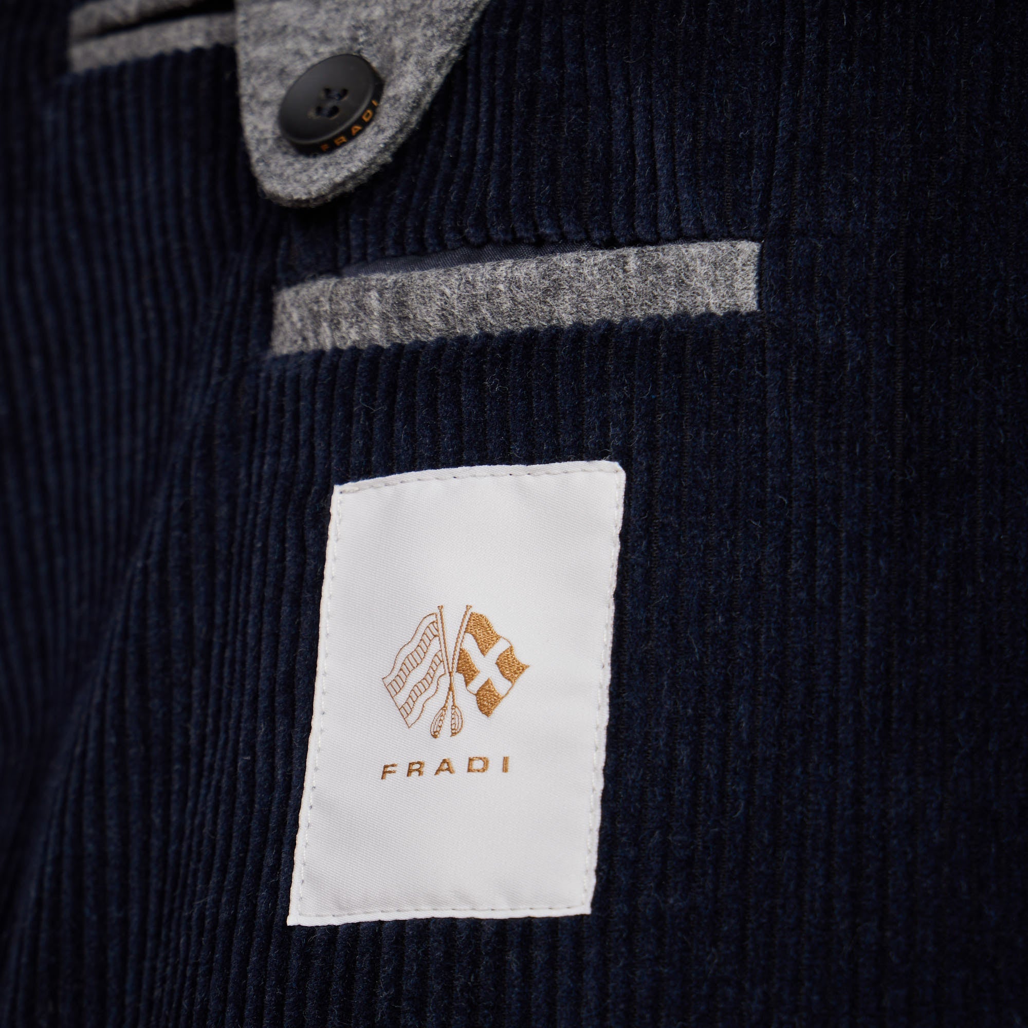 FRADI Men's Navy Blue Jacket - Lightweight Waterproof Windbreaker for Outdoor Hiking & Travel
