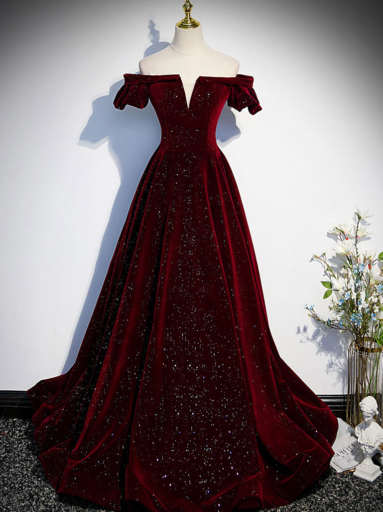 Elegant Burgundy Velvet Long Prom Dress for Women - Formal Evening Gown for Homecoming, Ball, and Special Occasions