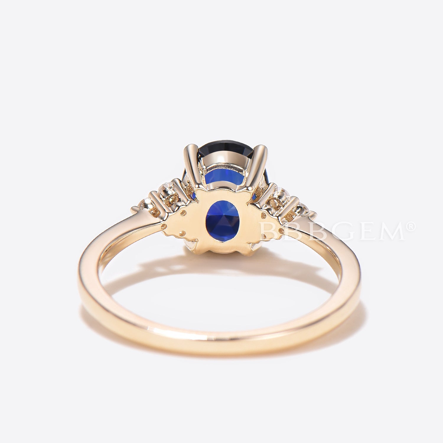 6x8mm Blue Oval Lab-Created Sapphire & Moissanite Three Stone Ring in Yellow Gold – Perfect for Engagement, Anniversary & Wedding Jewelry Gifts