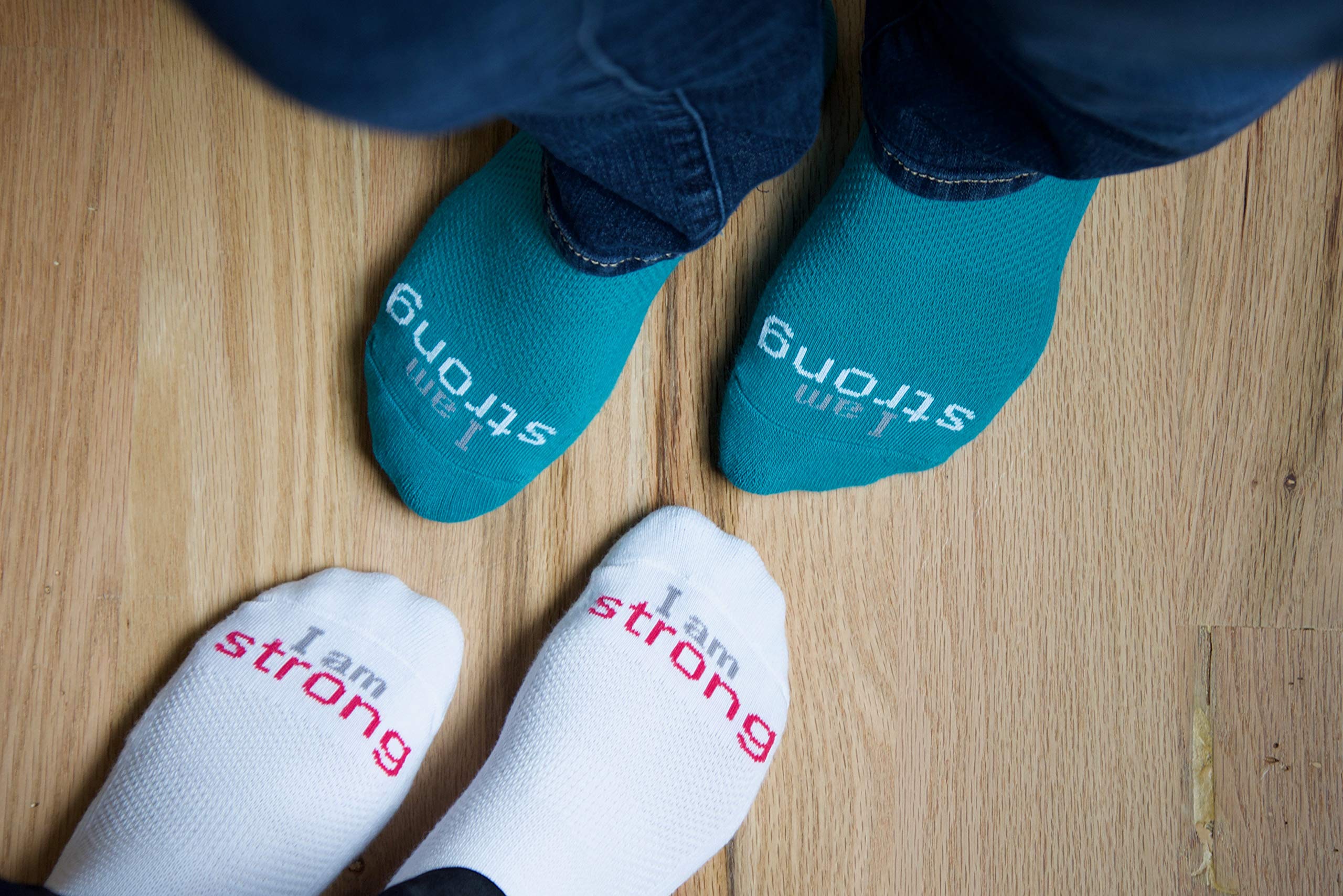 Inspirational 'I Am Strong' Socks for Women & Men - Motivational Gift